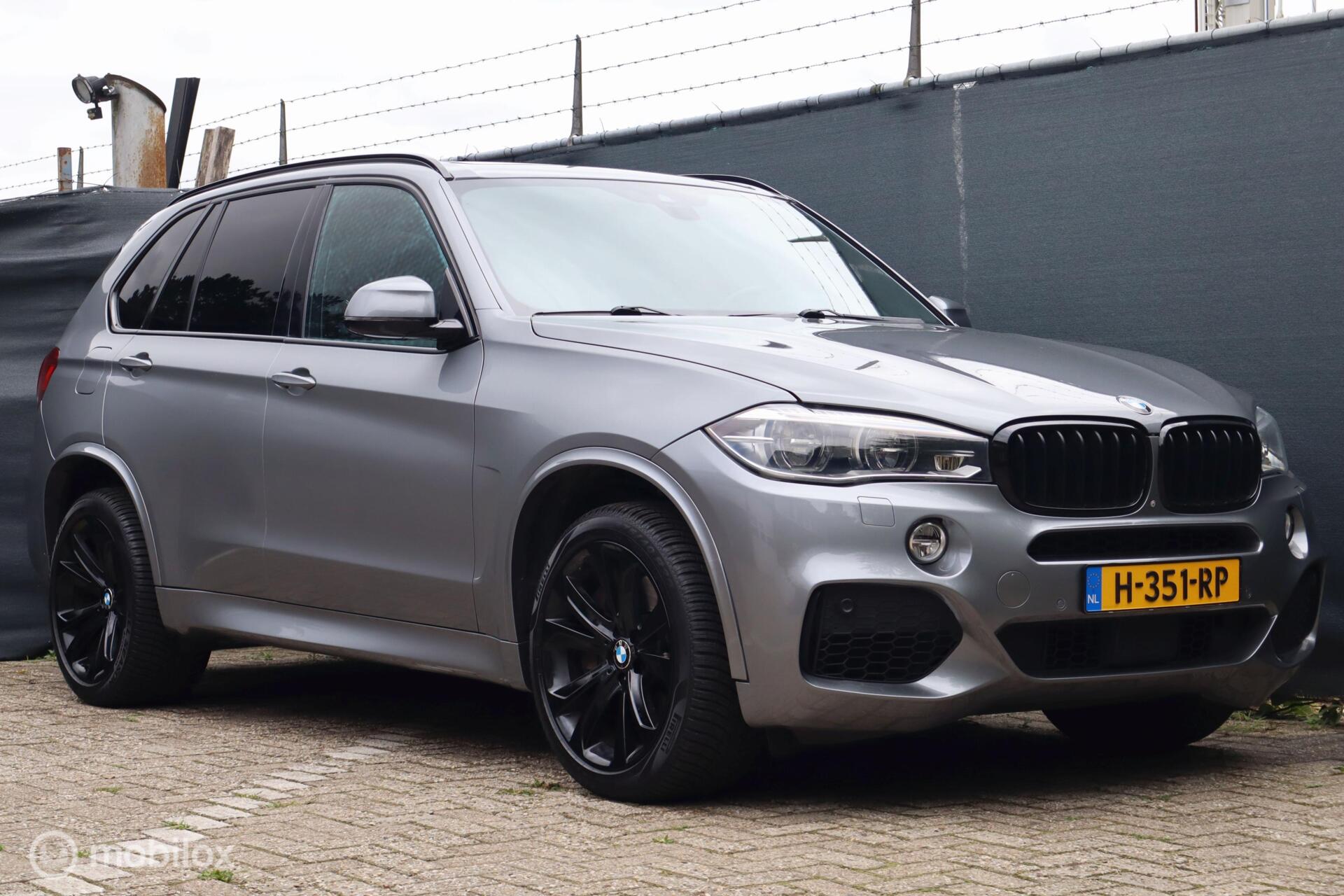 Foto van BMW X5 Xdrive50i