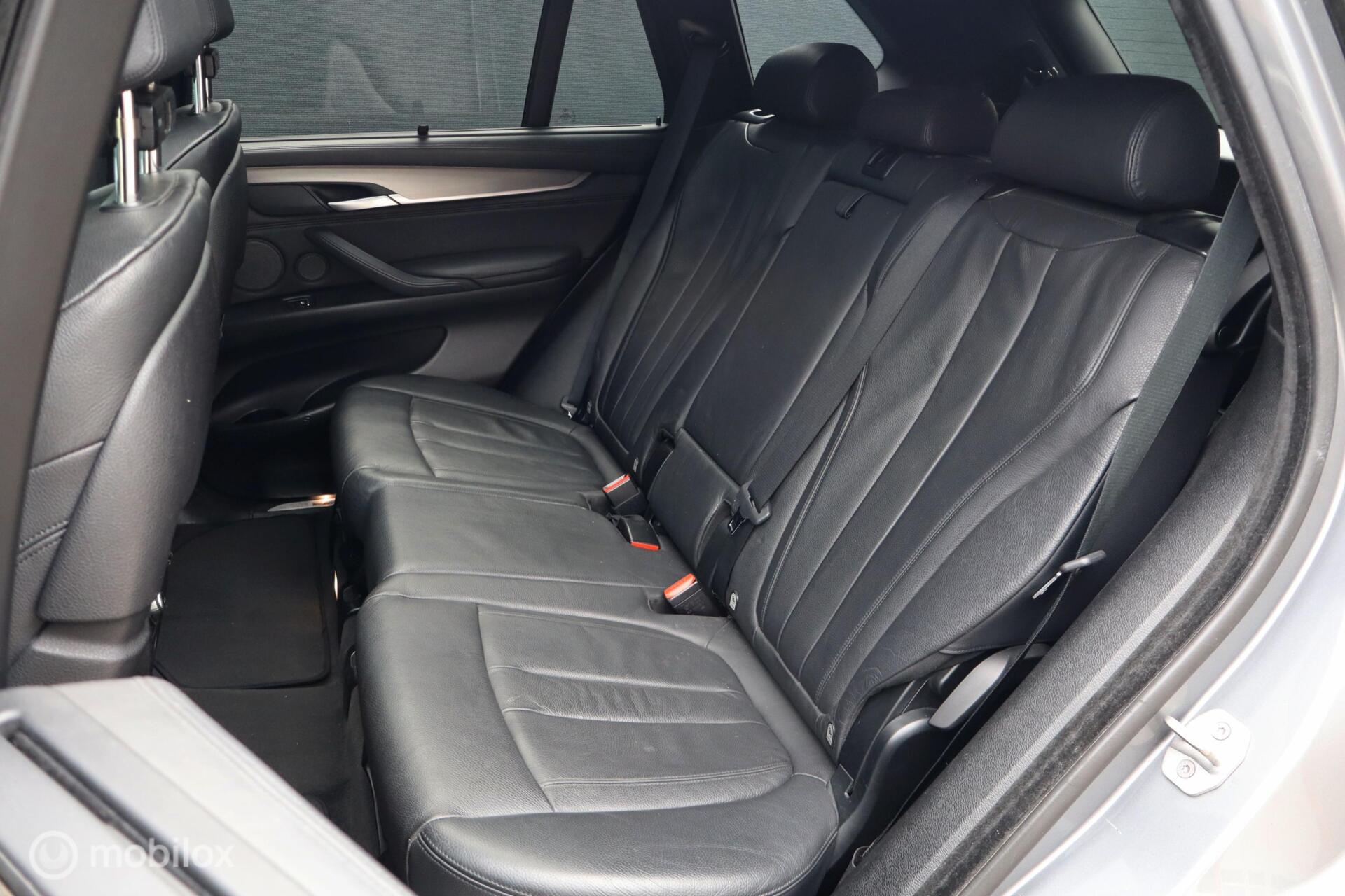 Foto van BMW X5 Xdrive50i