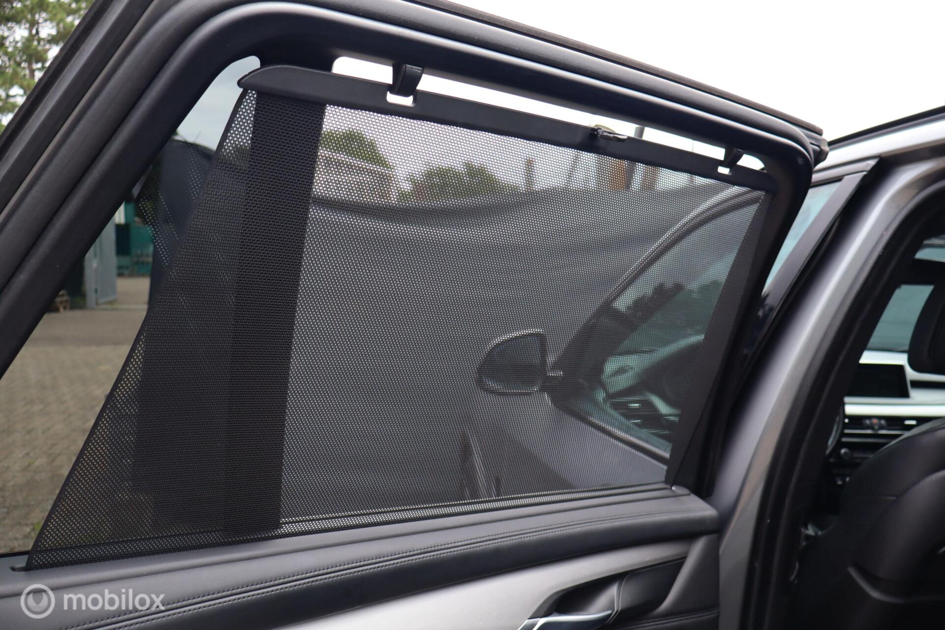 Foto van BMW X5 Xdrive50i