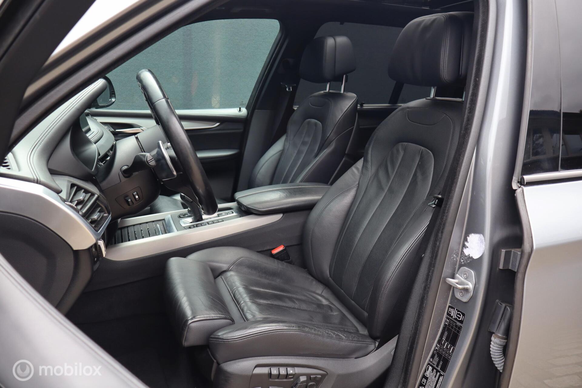 Foto van BMW X5 Xdrive50i