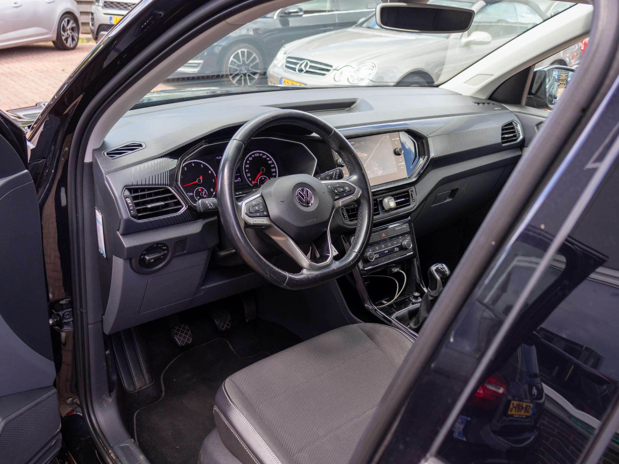Foto van Volkswagen T-cross