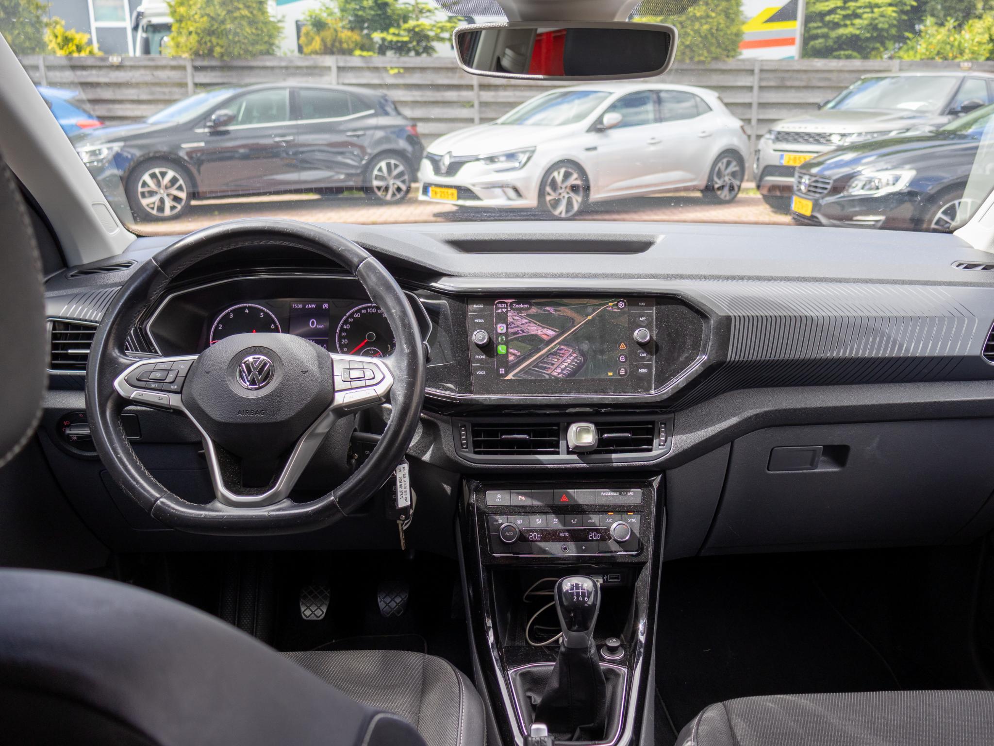 Foto van Volkswagen T-cross