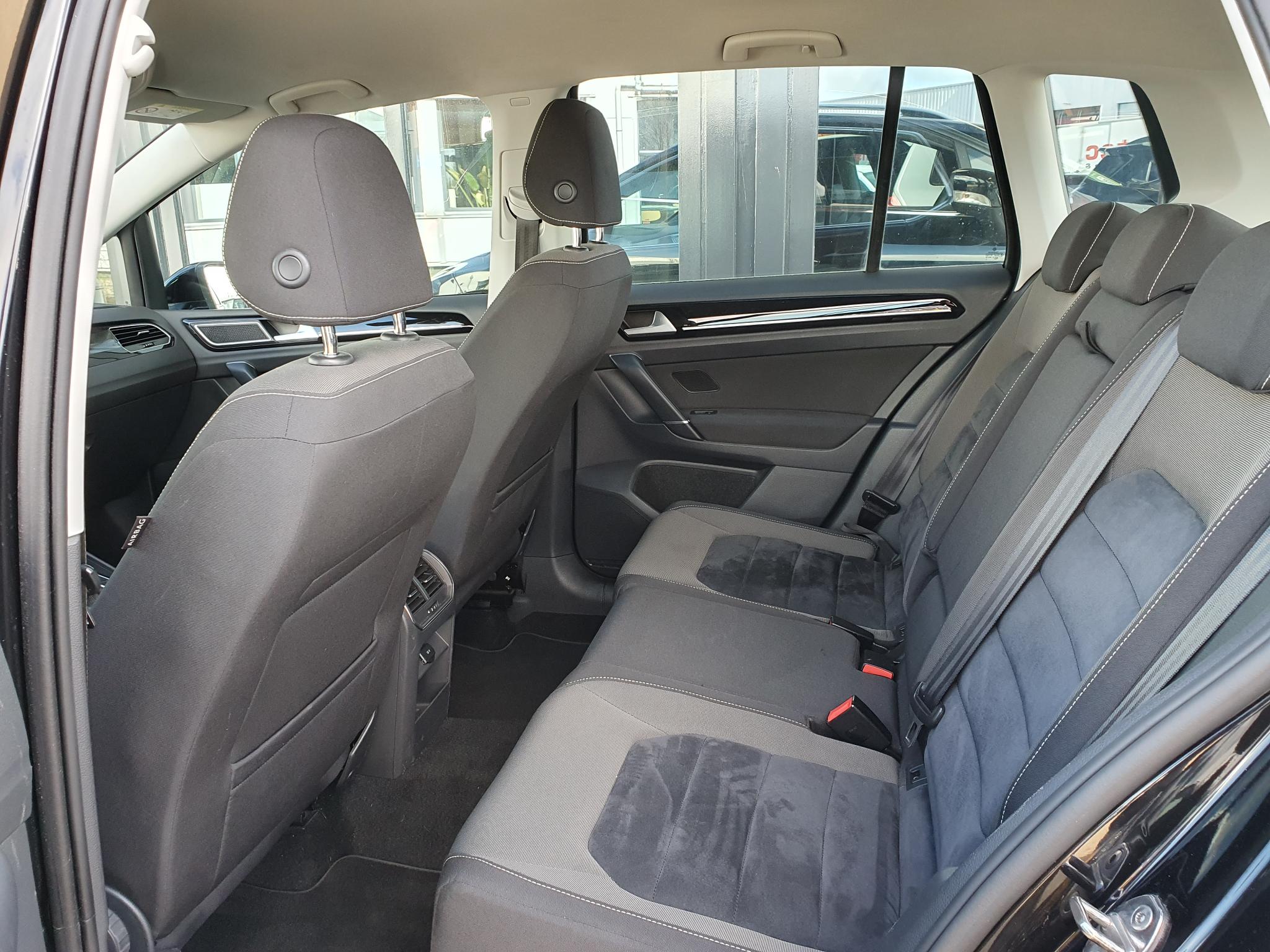 Foto van Volkswagen Golf Sportsvan
