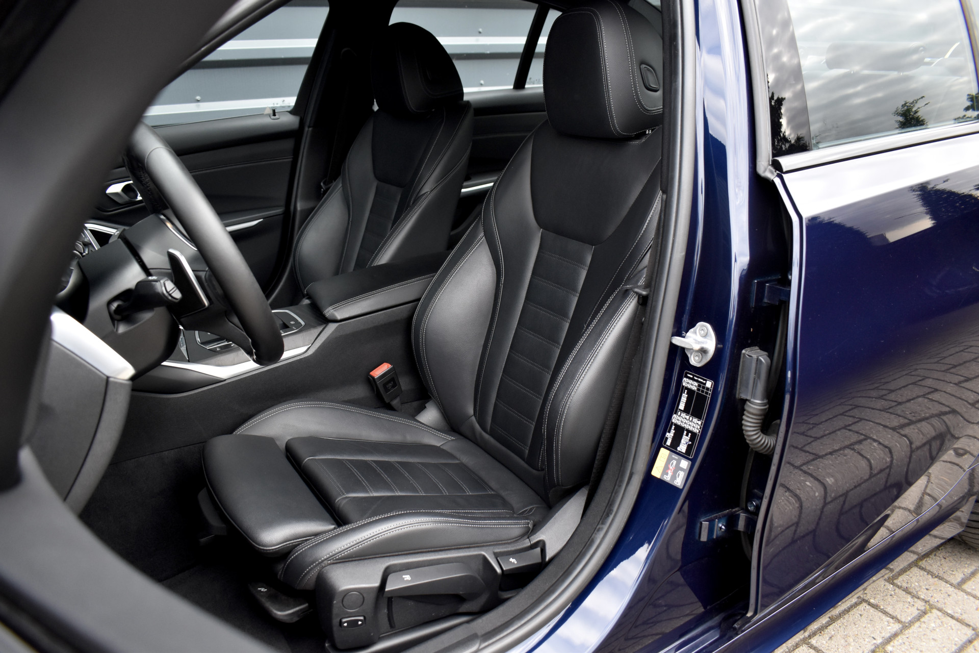Foto van BMW 330e