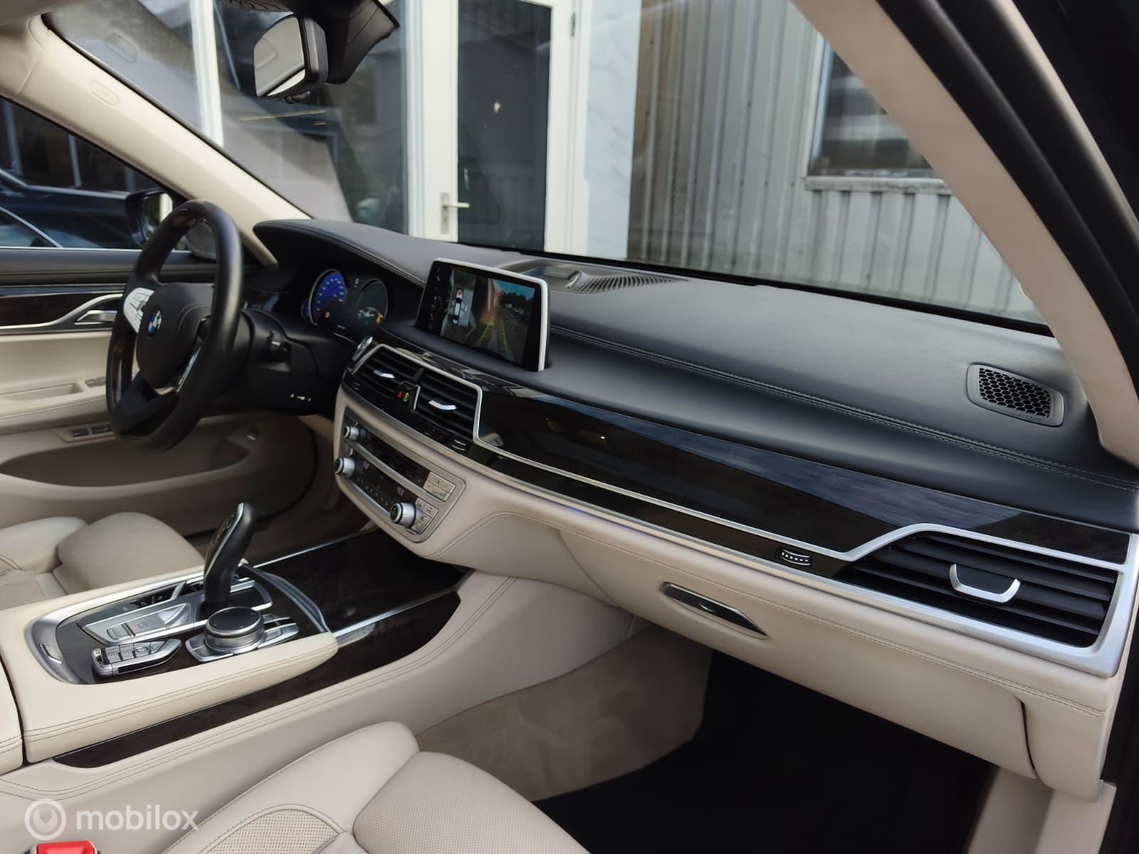 Foto van BMW 750li xDrive