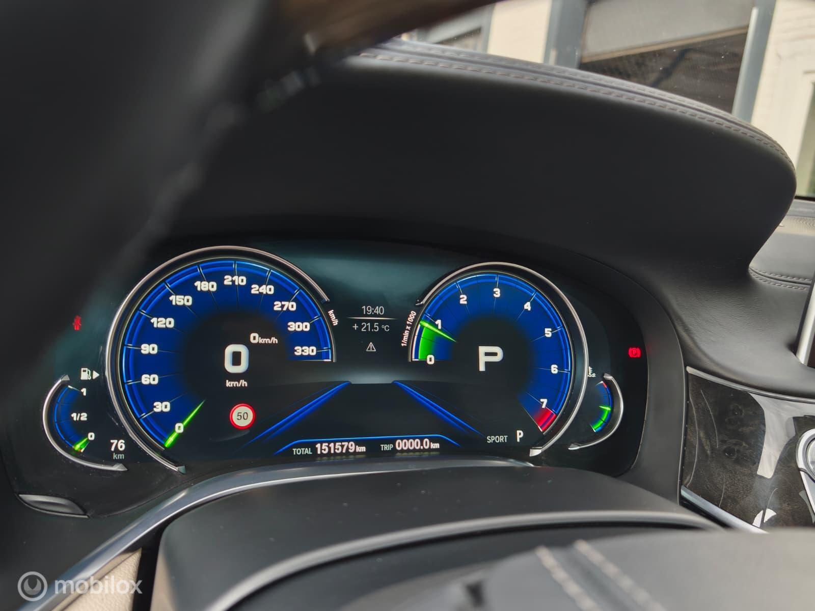 Foto van BMW 750li xDrive