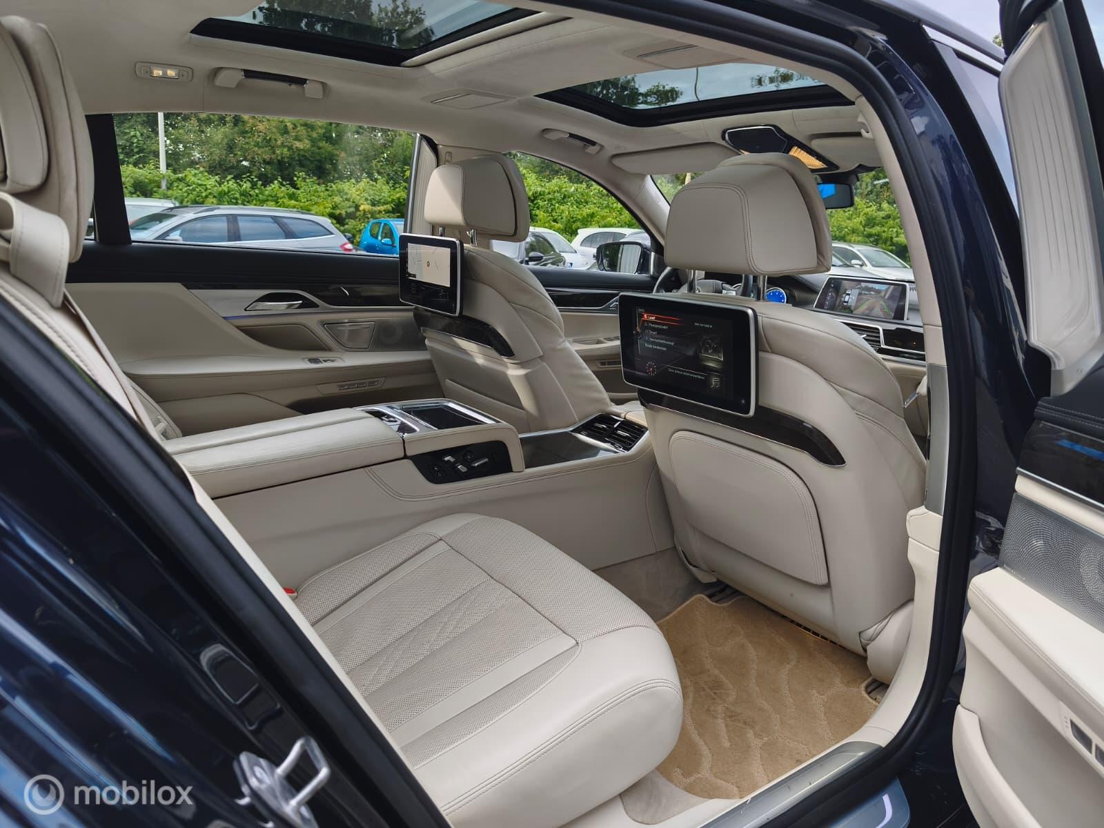 Foto van BMW 750li xDrive