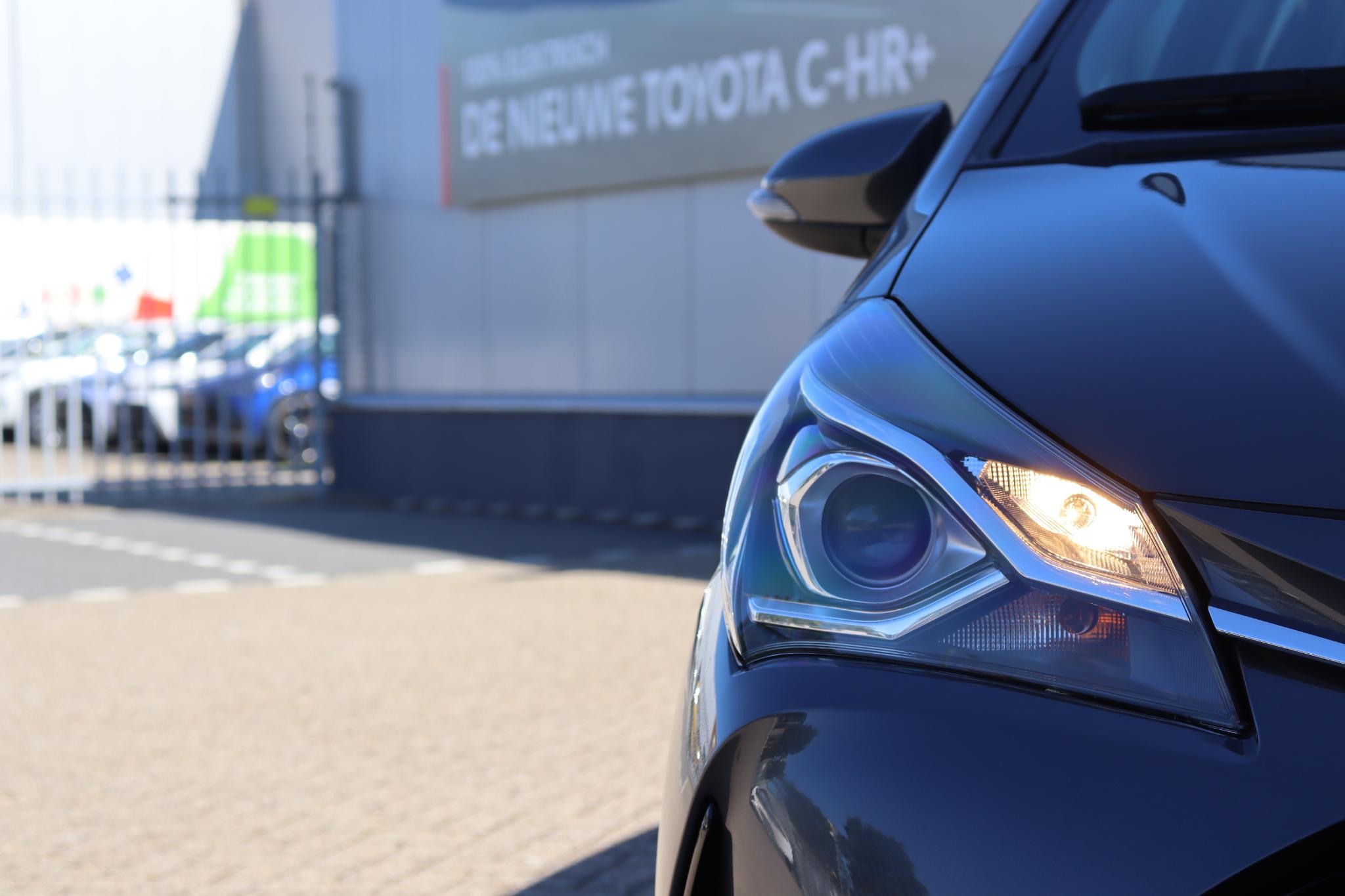 Foto van Toyota Toyota Yaris Hybrid