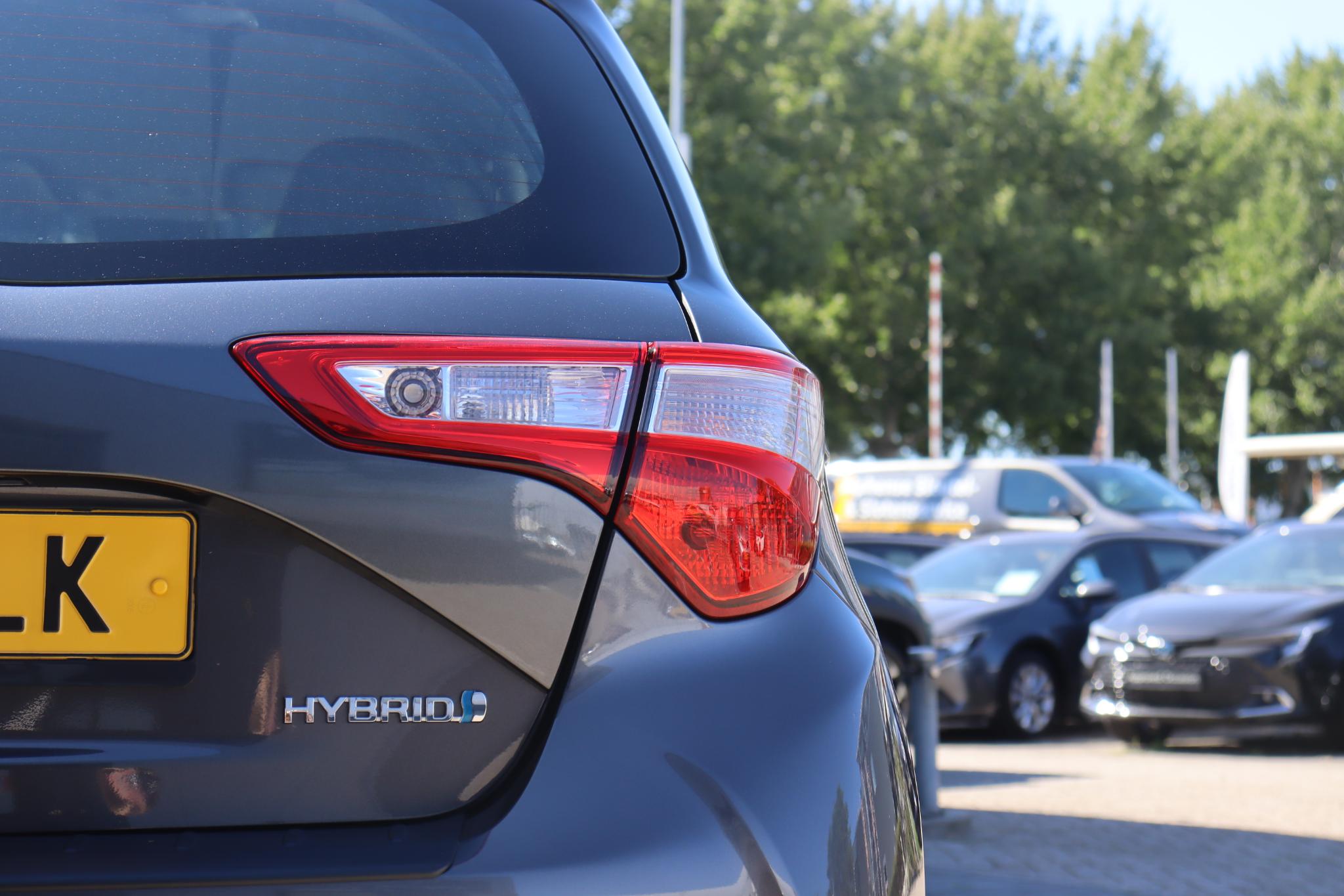 Foto van Toyota Toyota Yaris Hybrid