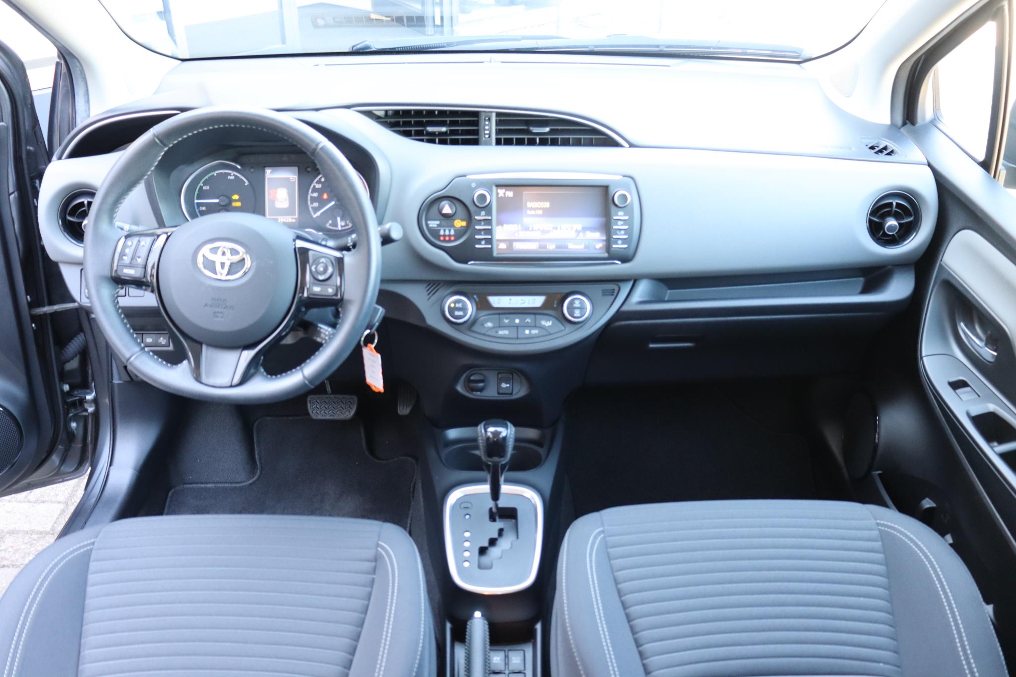 Foto van Toyota Toyota Yaris Hybrid