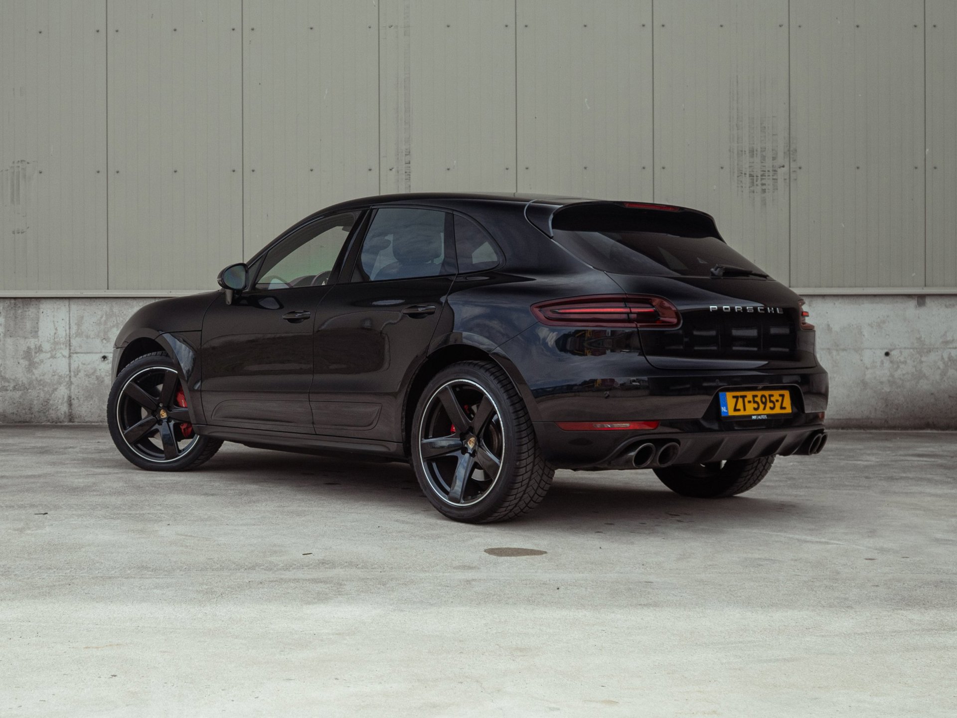 Foto van Porsche Macan Turbo