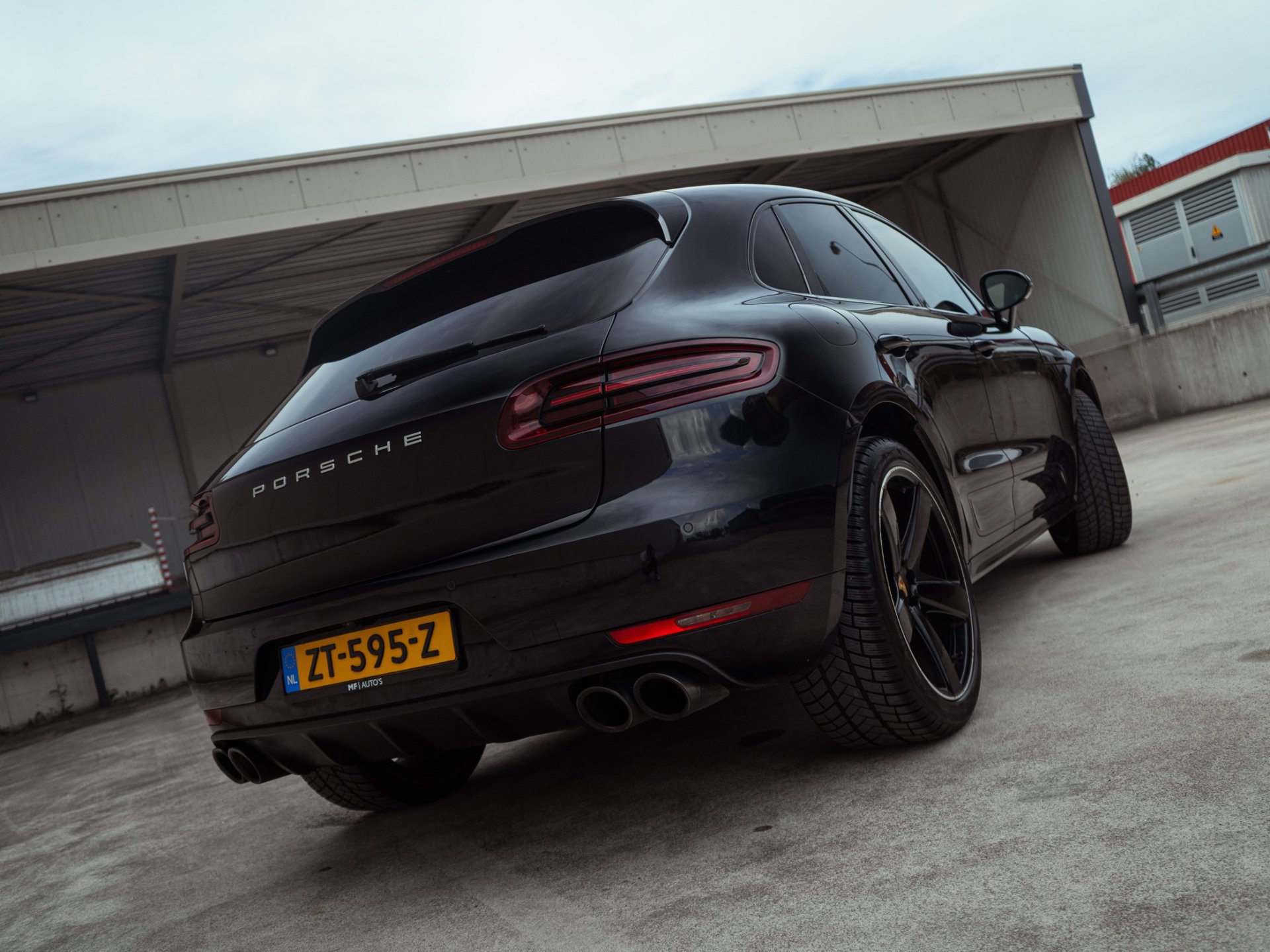 Foto van Porsche Macan Turbo