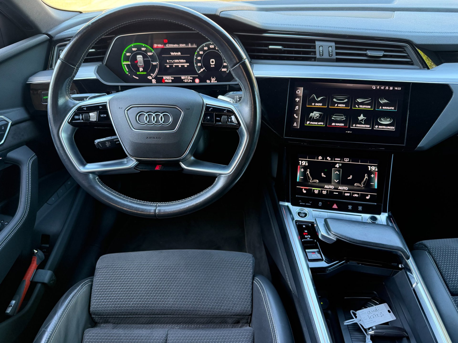 Foto van Audi E-tron Sportback 50