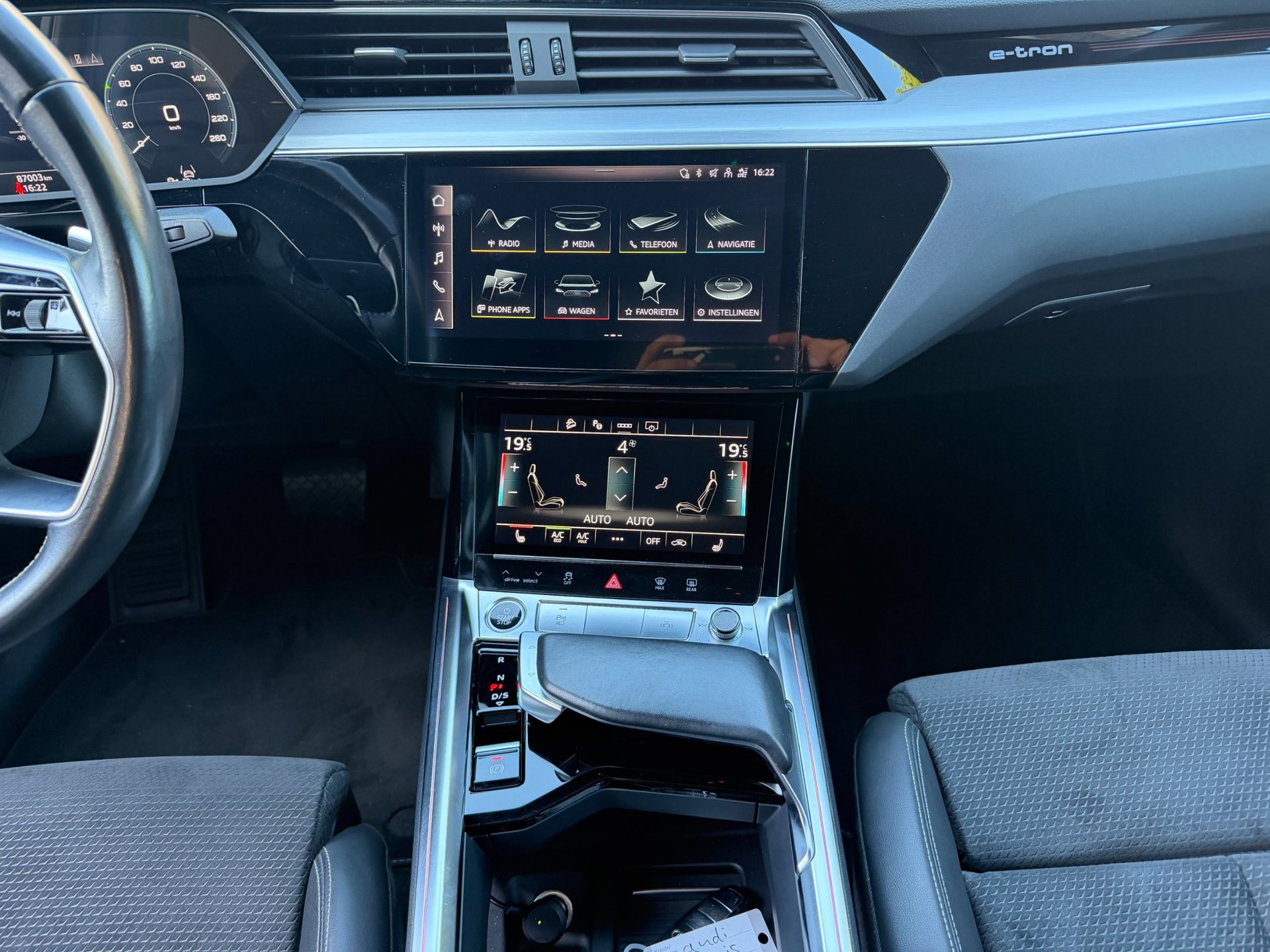 Foto van Audi E-tron Sportback 50