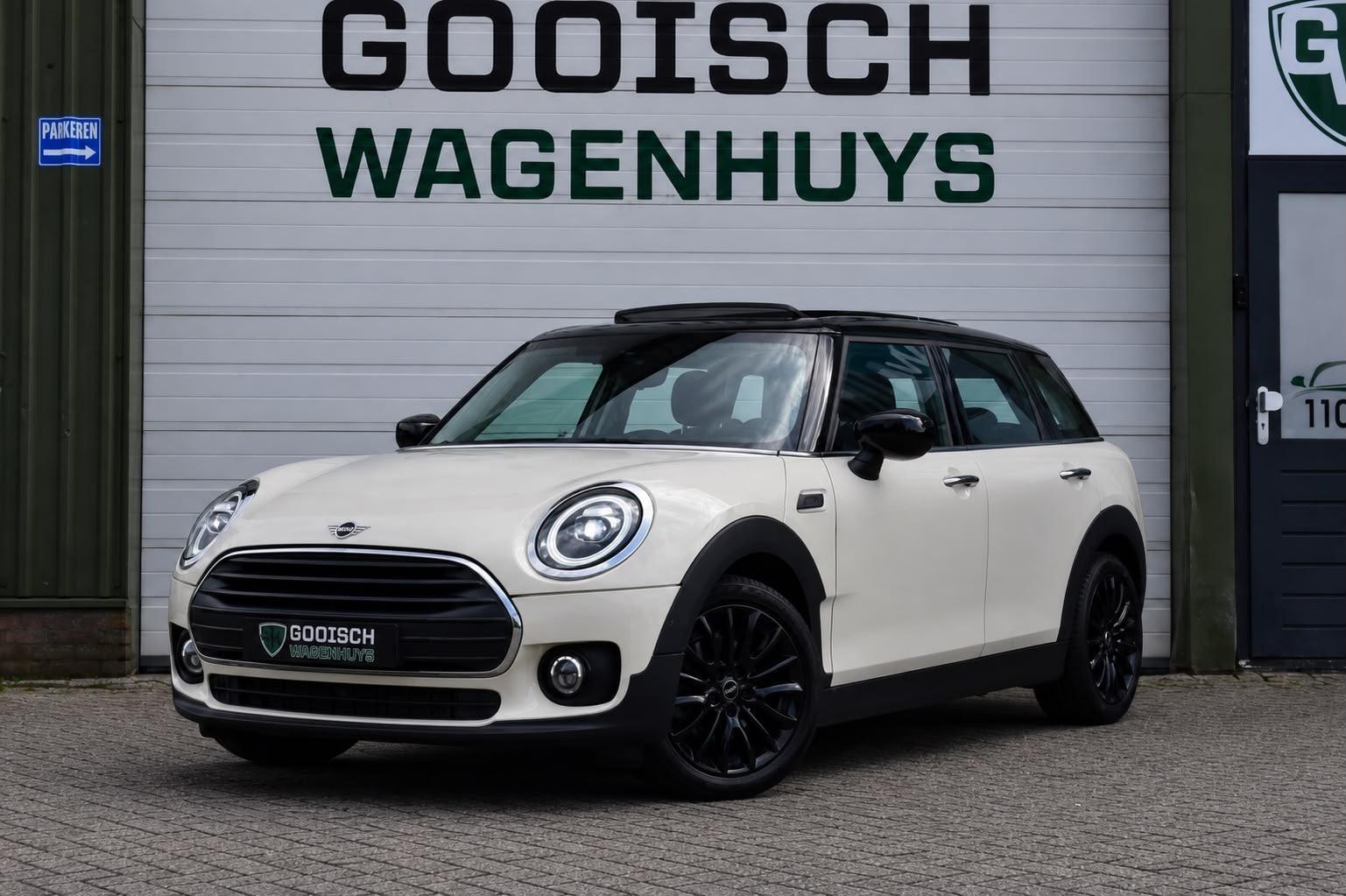 Mini Clubman Cooper 1.5 Cooper Business Ed. | Panorama | LED | Carplay | 2021 - voorkant