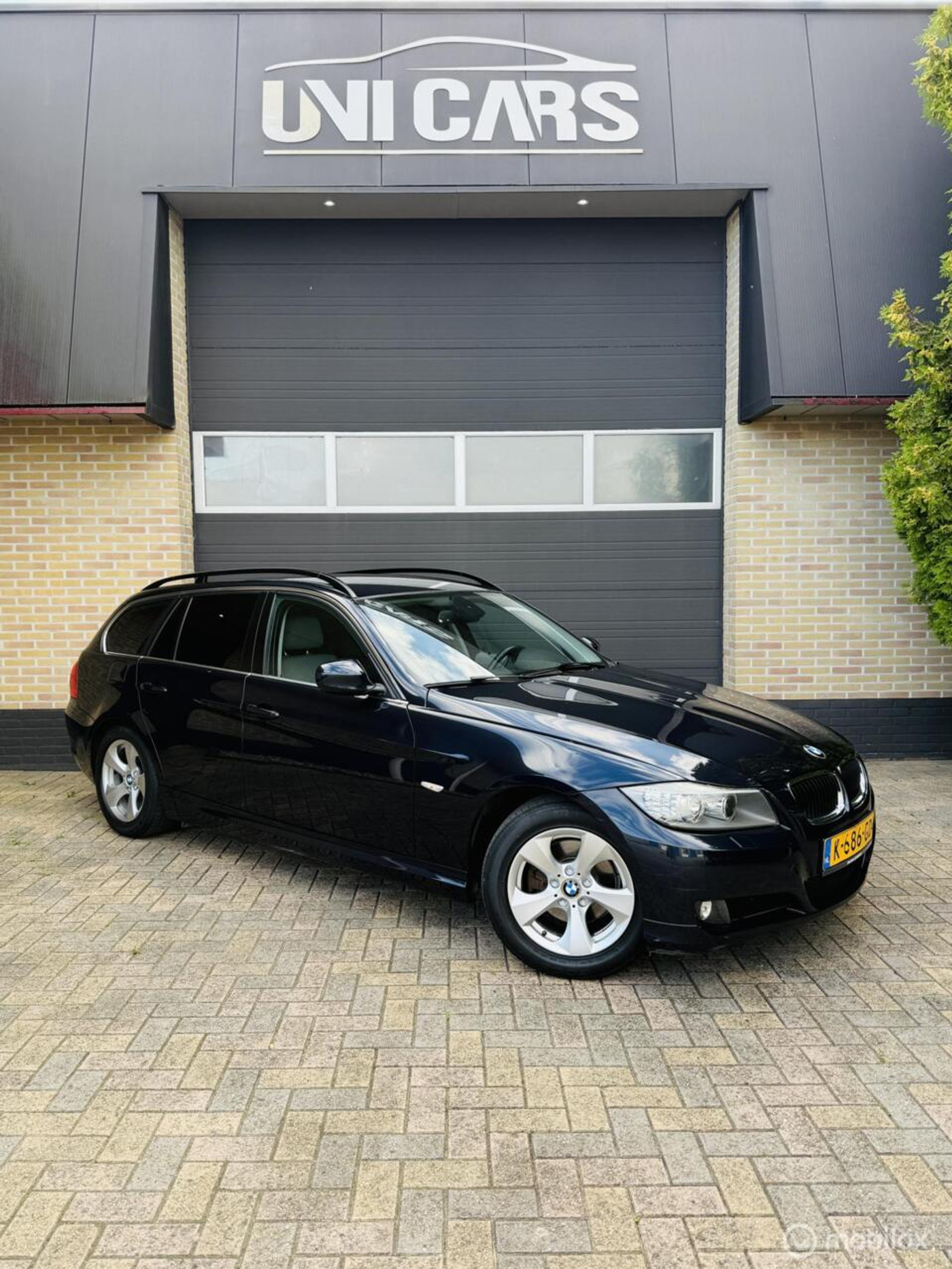 BMW 3er Reihe 318i High Executive|Navi|6 Bak|Airco|LM 2010 - voorkant
