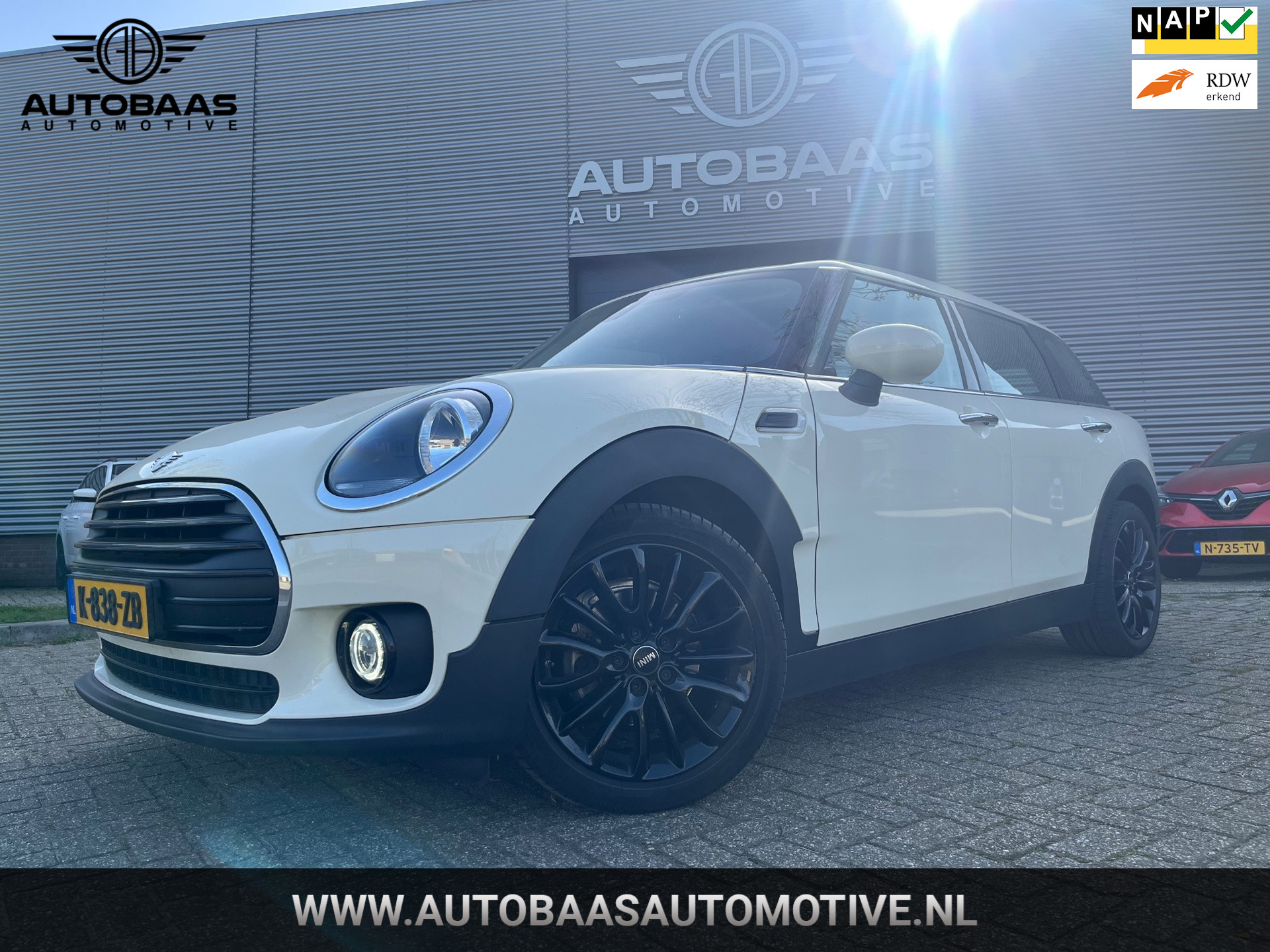 Mini Clubman 1.5 Business Edition AUTOMAAT+NL-AUTO+NAP+1EIG+NAVI+CLIMATE CONTROL+PARKEERSENSOREN+CRUISECONTROL+INCL BTW+ 2021 - voorkant