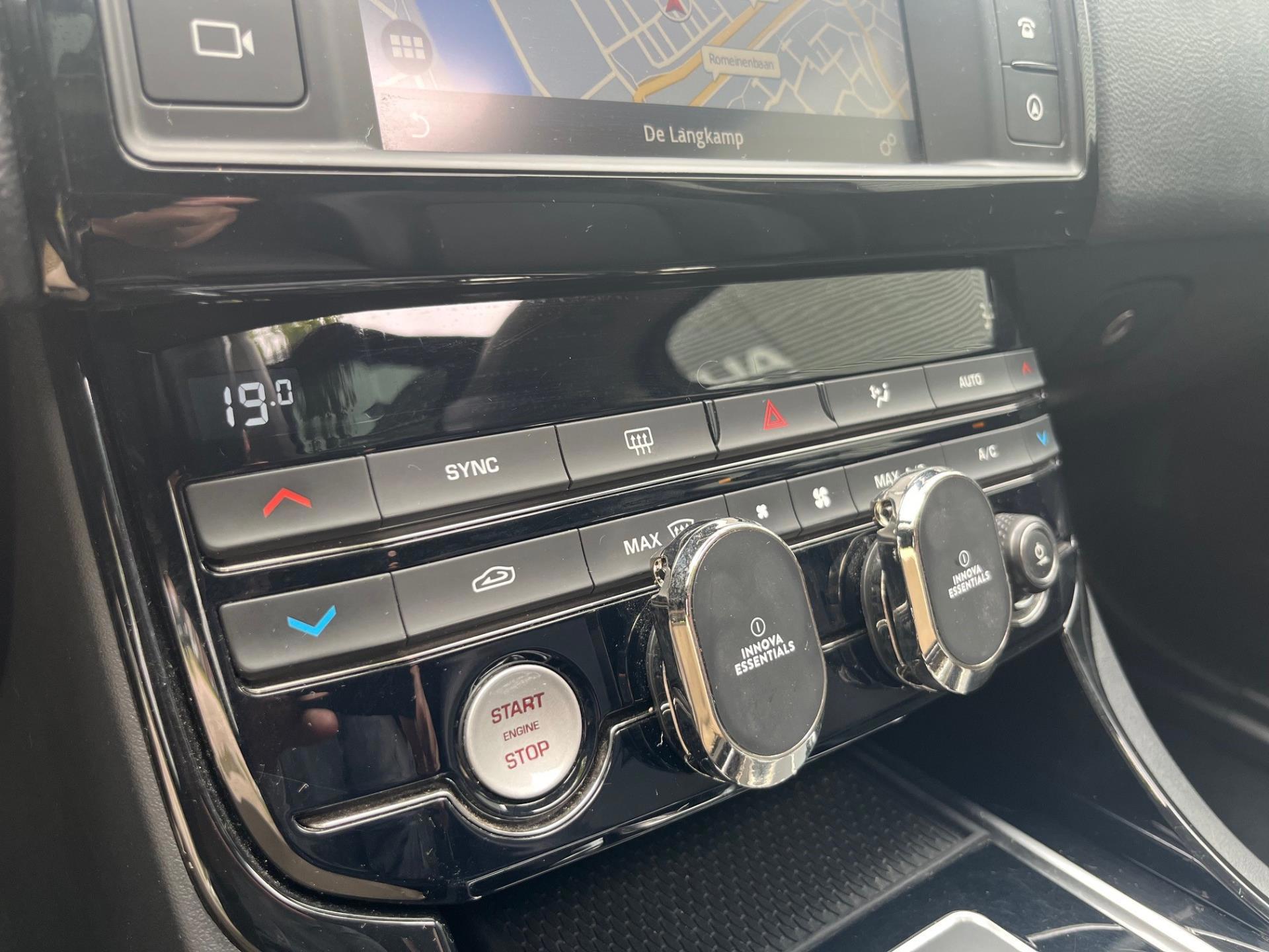 Foto van Jaguar Jaguar Xe