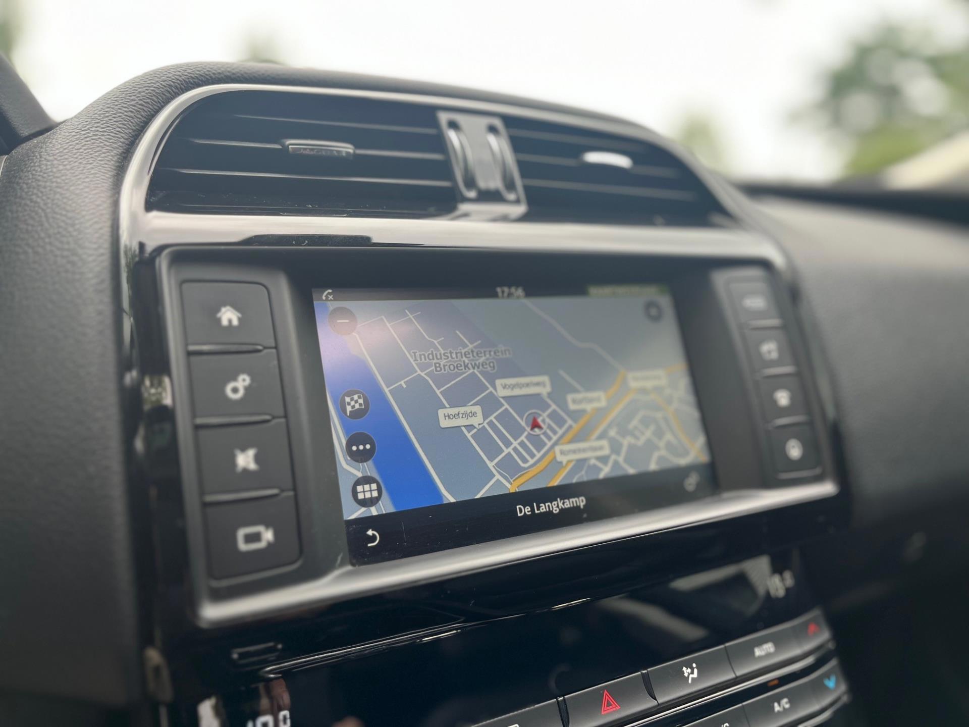Foto van Jaguar Jaguar Xe
