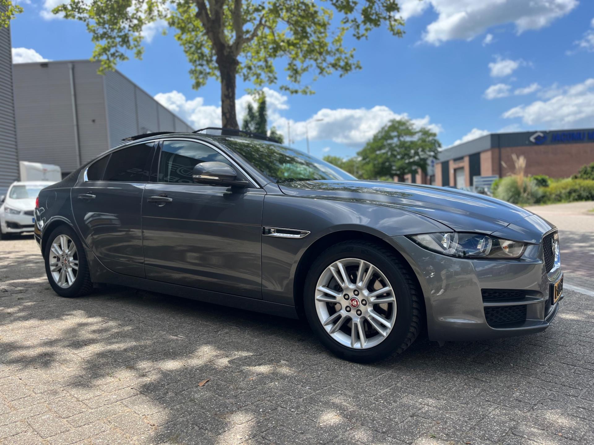 Foto van Jaguar Jaguar Xe