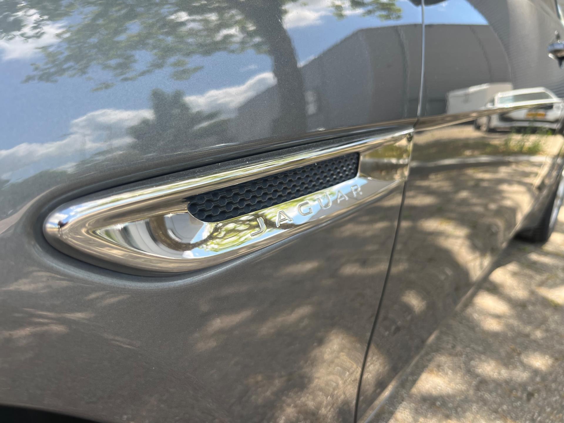 Foto van Jaguar Jaguar Xe