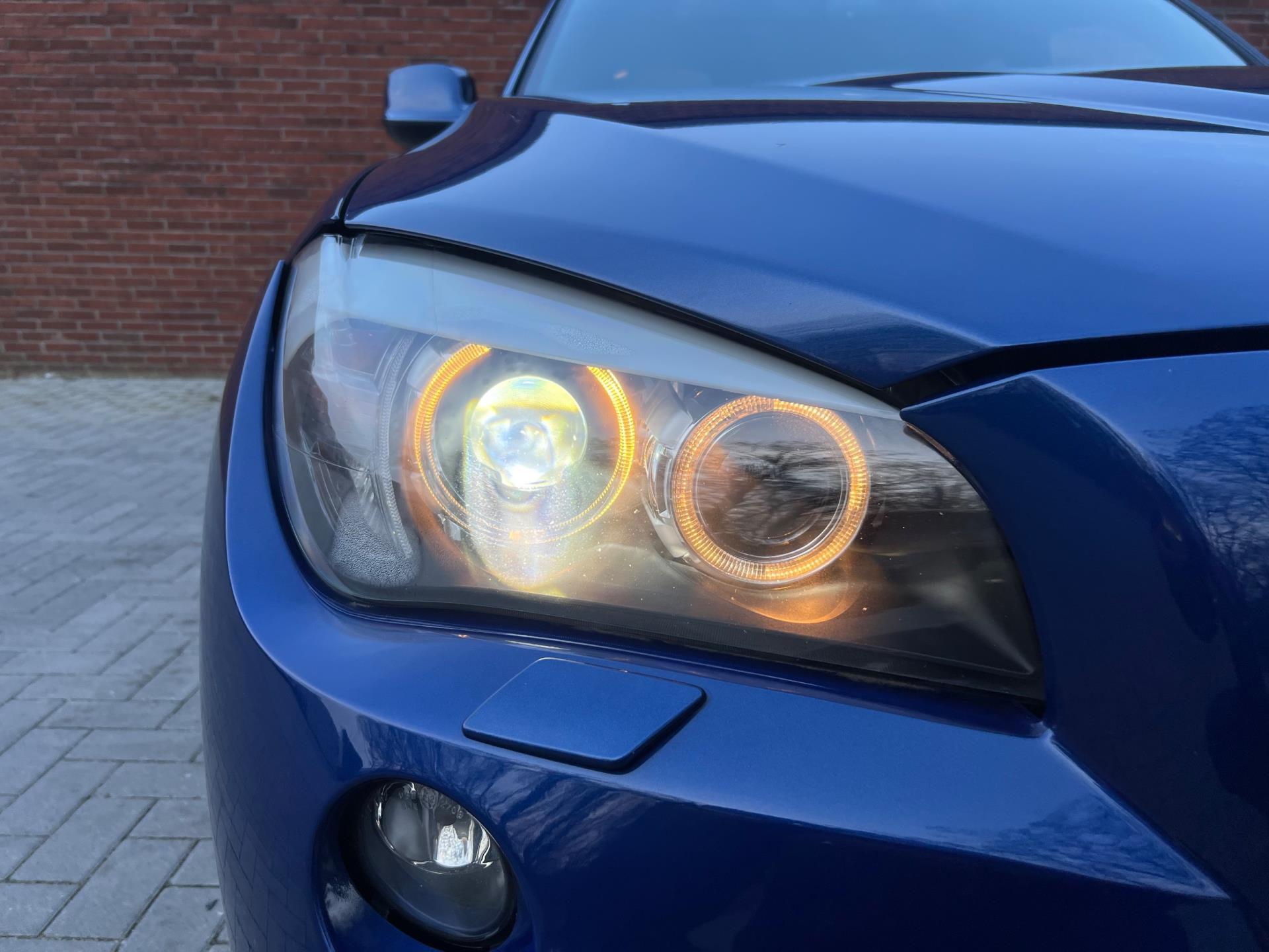 Foto van BMW X1 Xdrive20i