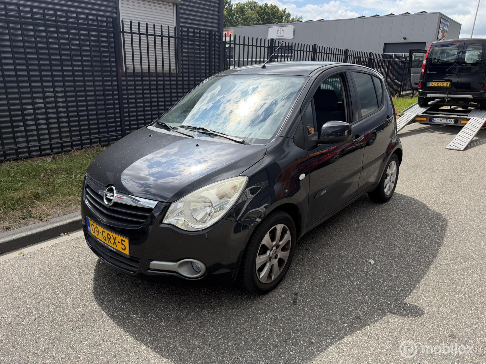 Opel Agila 1.2 Enjoy airco 2008 - voorkant
