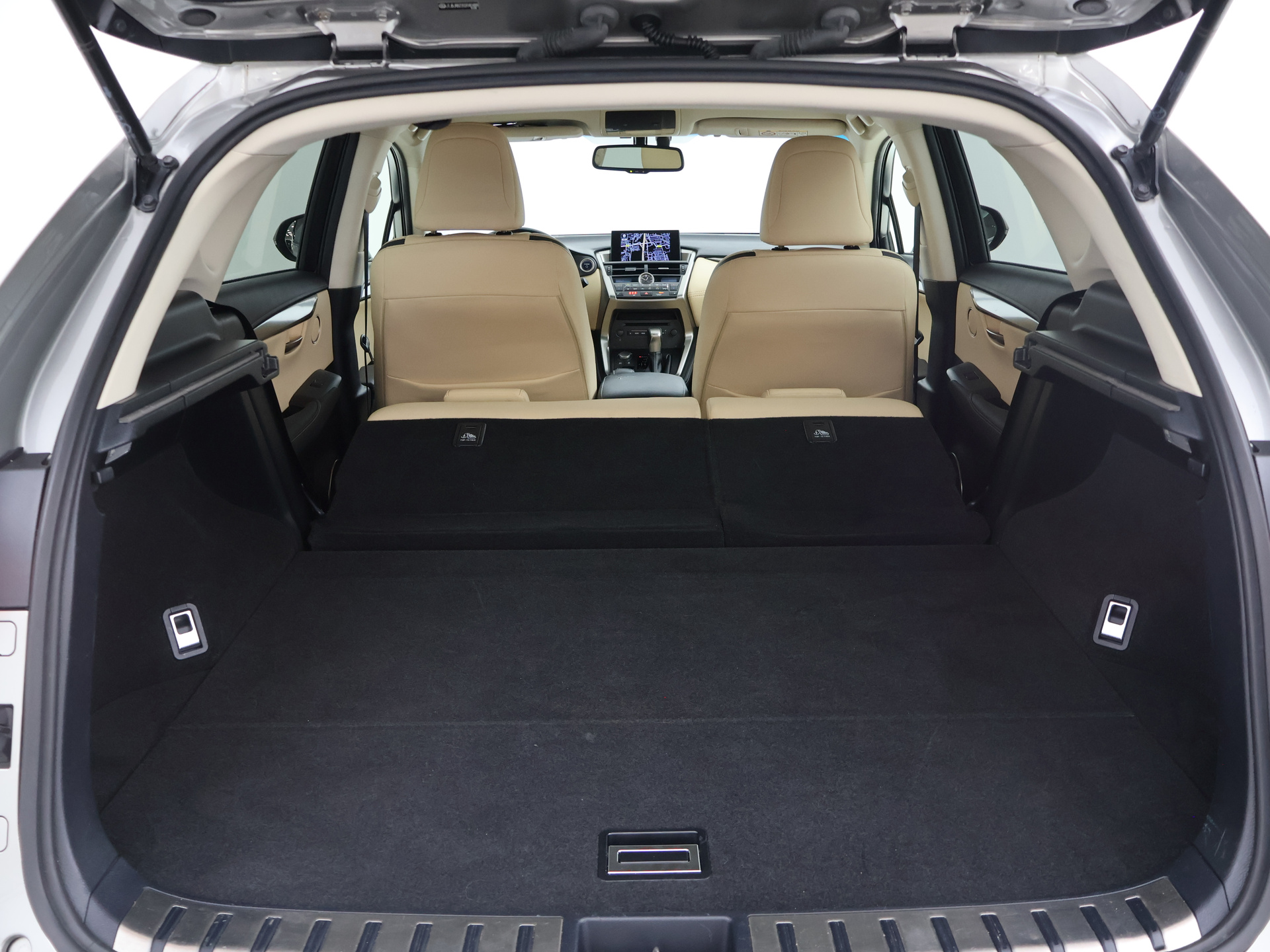 Foto van Lexus Lexus Nx300h