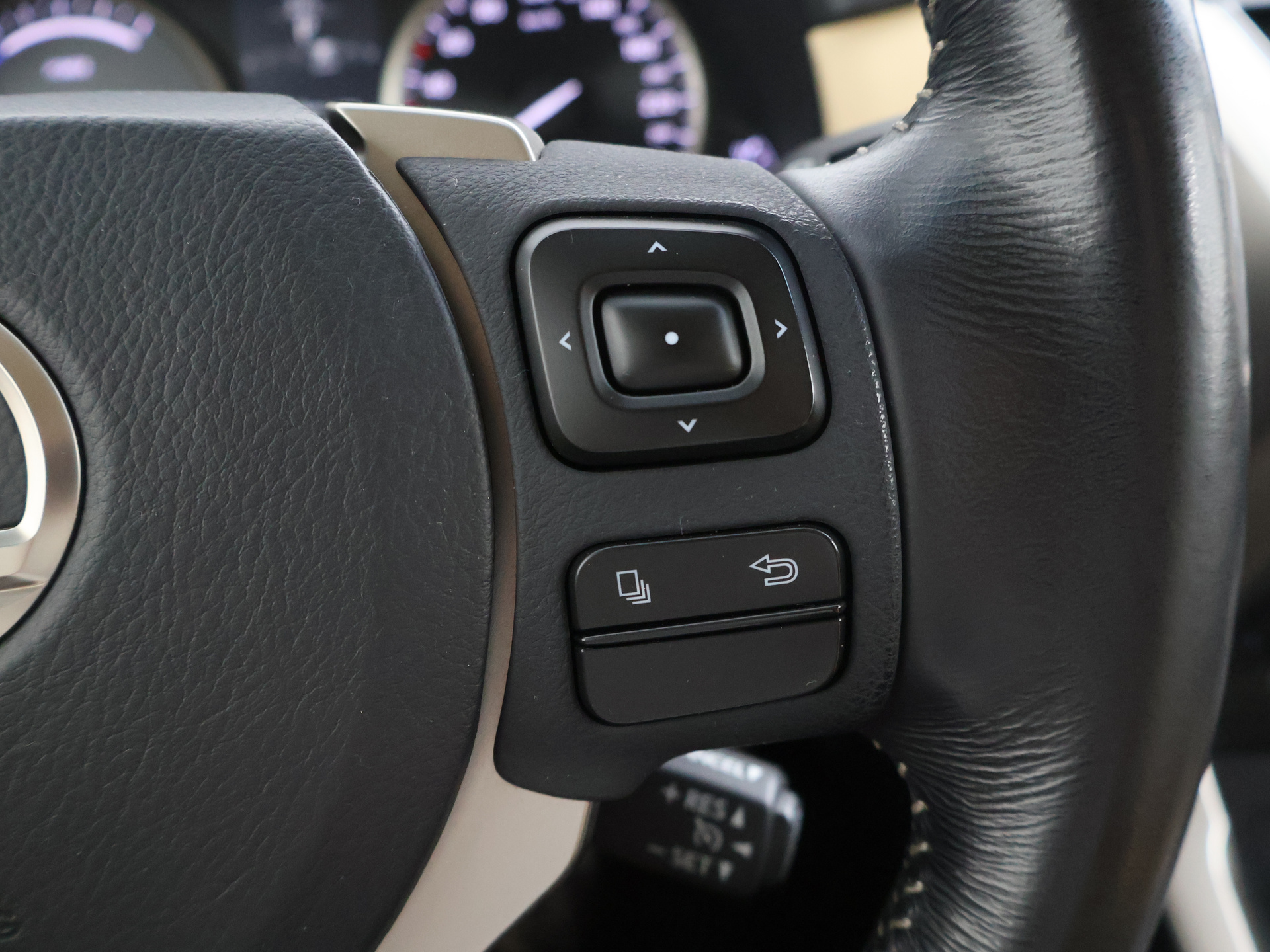 Foto van Lexus Lexus Nx300h