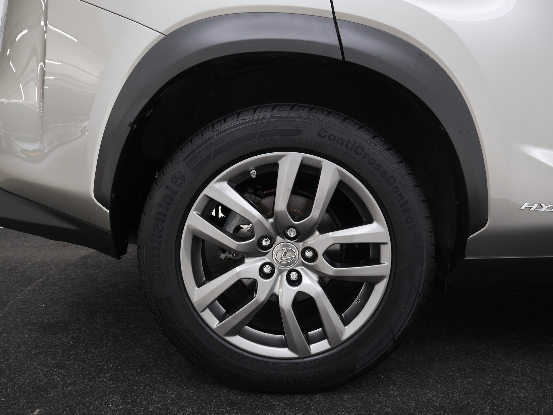 Foto van Lexus Lexus Nx300h