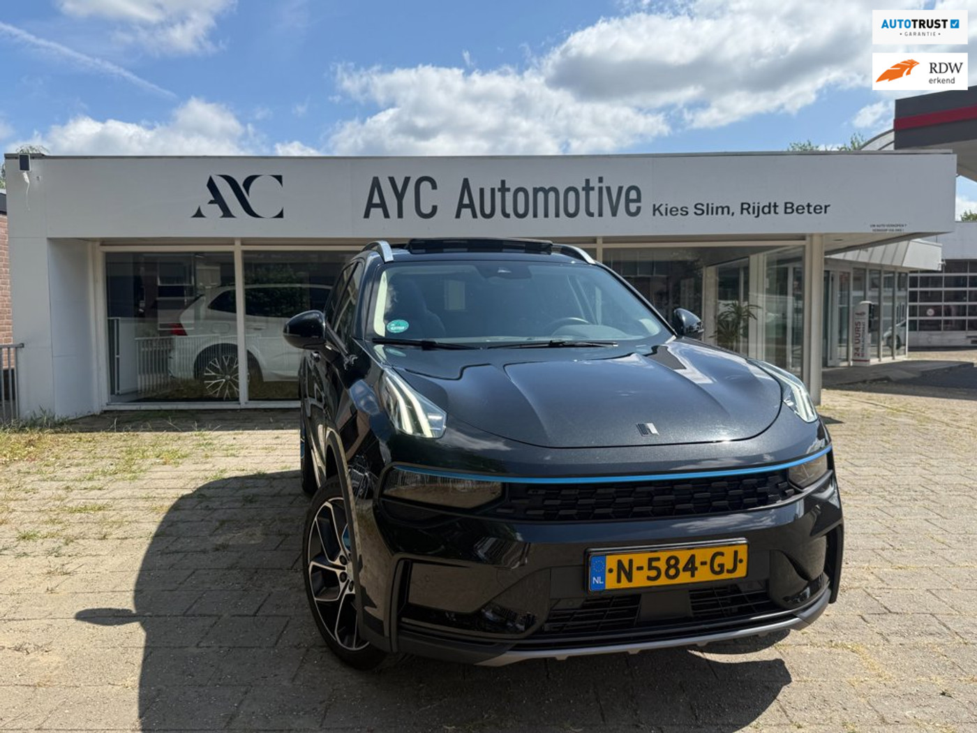 Lynk&co LYNK & Co 01 1.5 PHEV Plug in Hybrid| Zwart |NL Auto | Pano | Memory 2021 - voorkant
