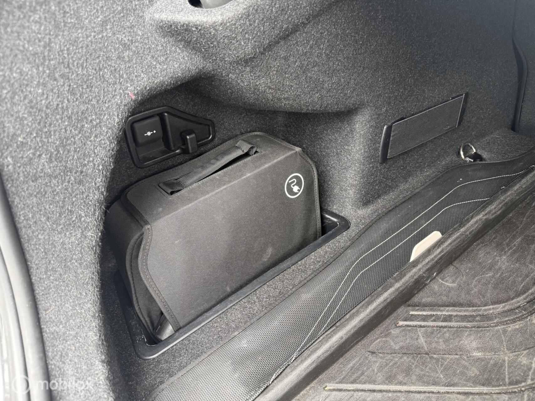 Foto van BMW 330e Iperformance