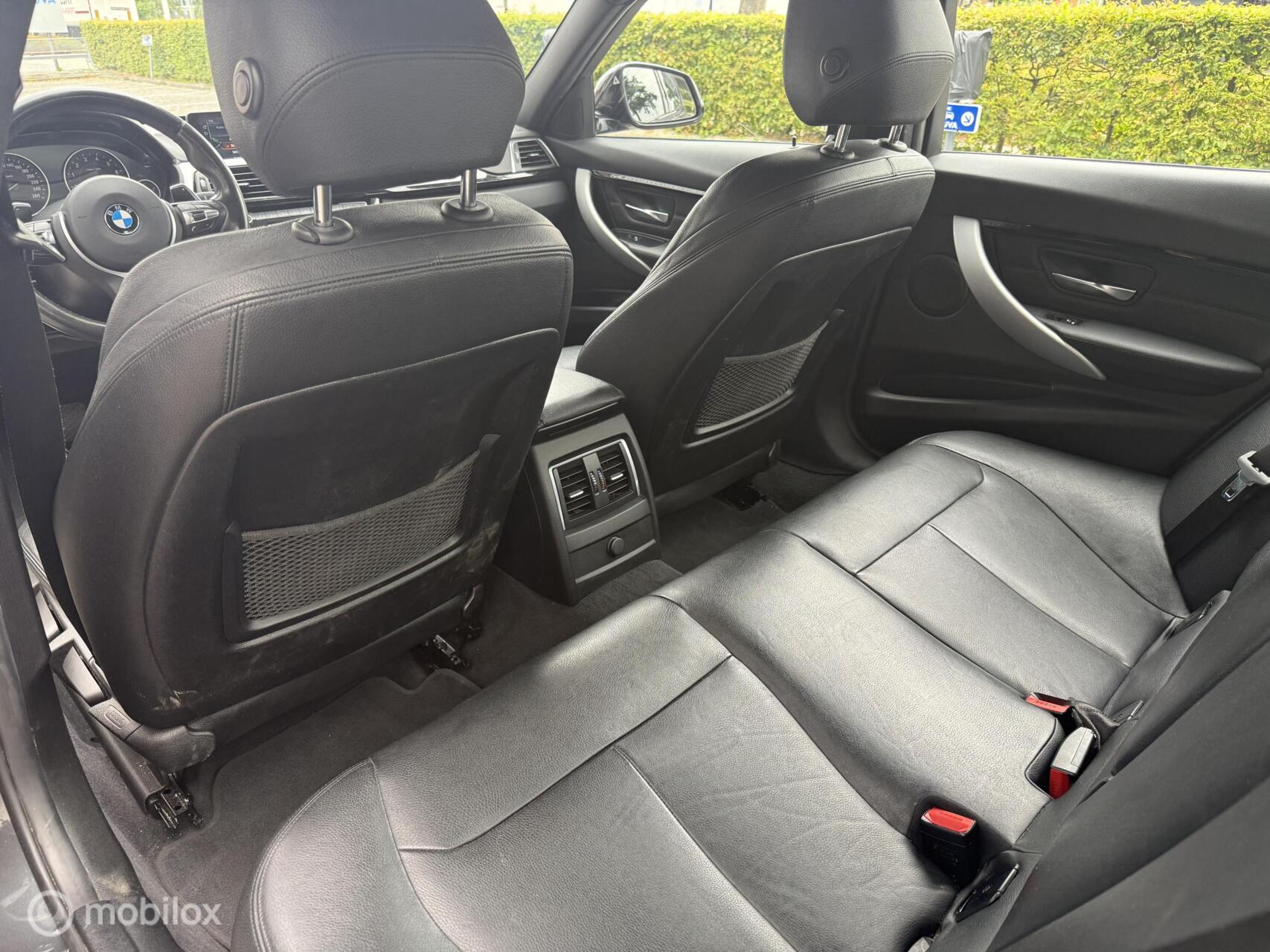 Foto van BMW 330e Iperformance