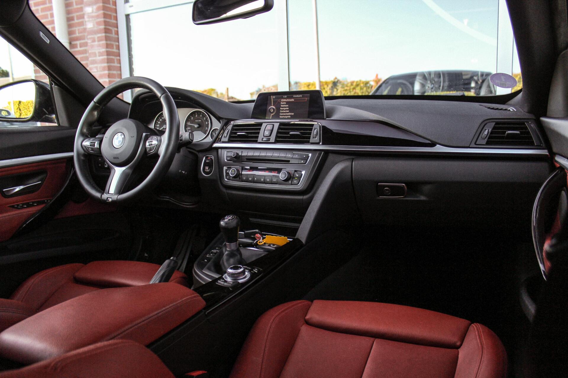 Foto van BMW 328i