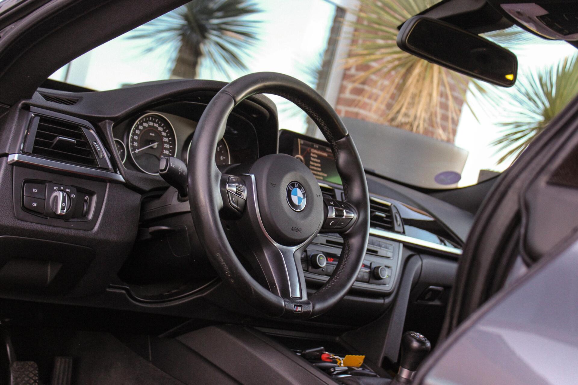 Foto van BMW 328i