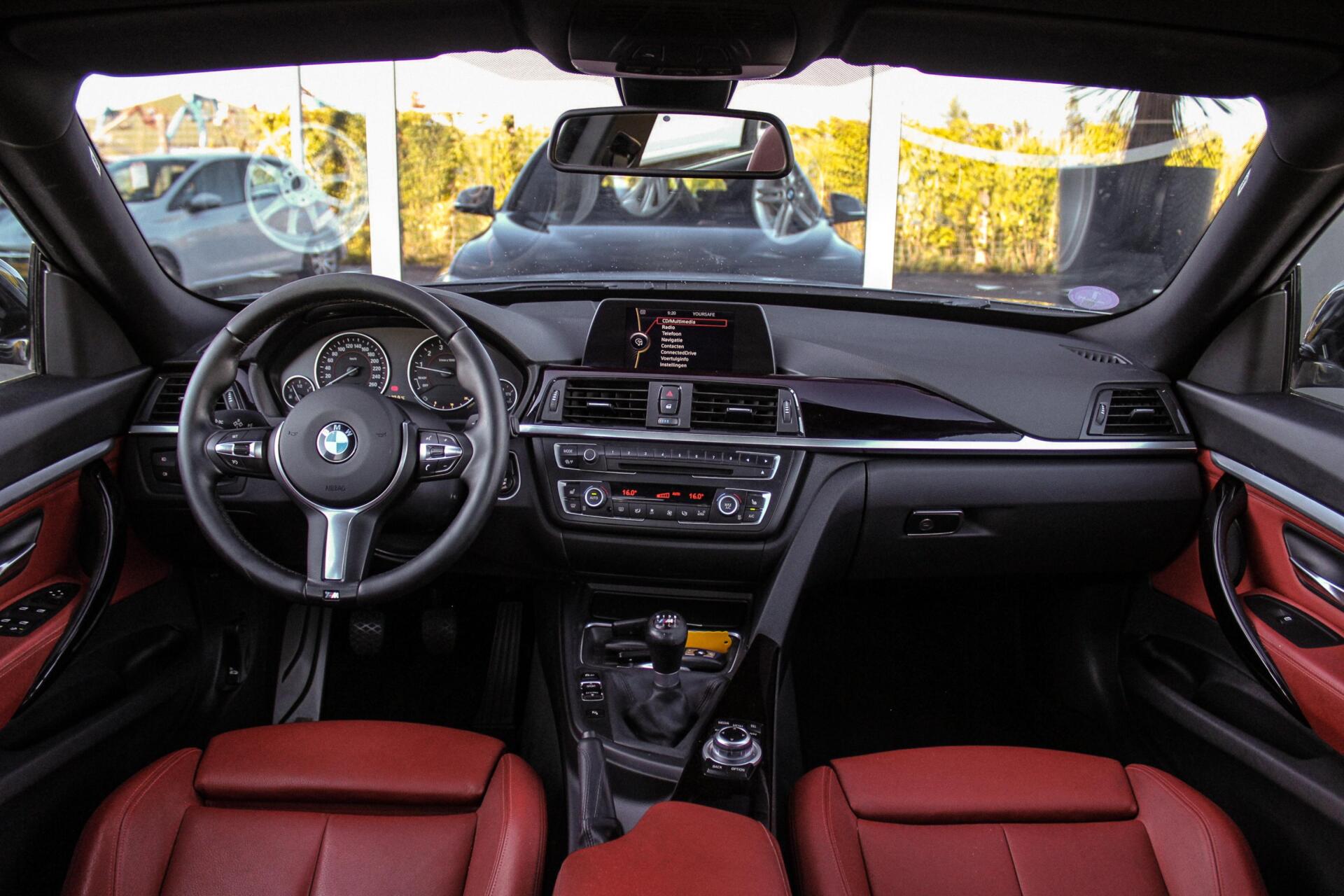 Foto van BMW 328i