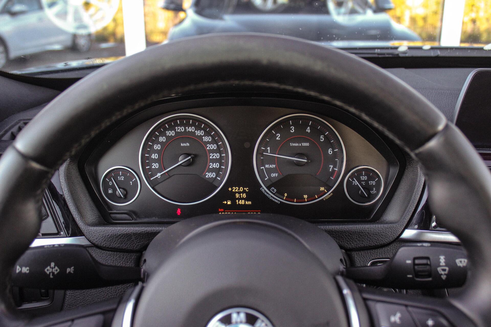 Foto van BMW 328i
