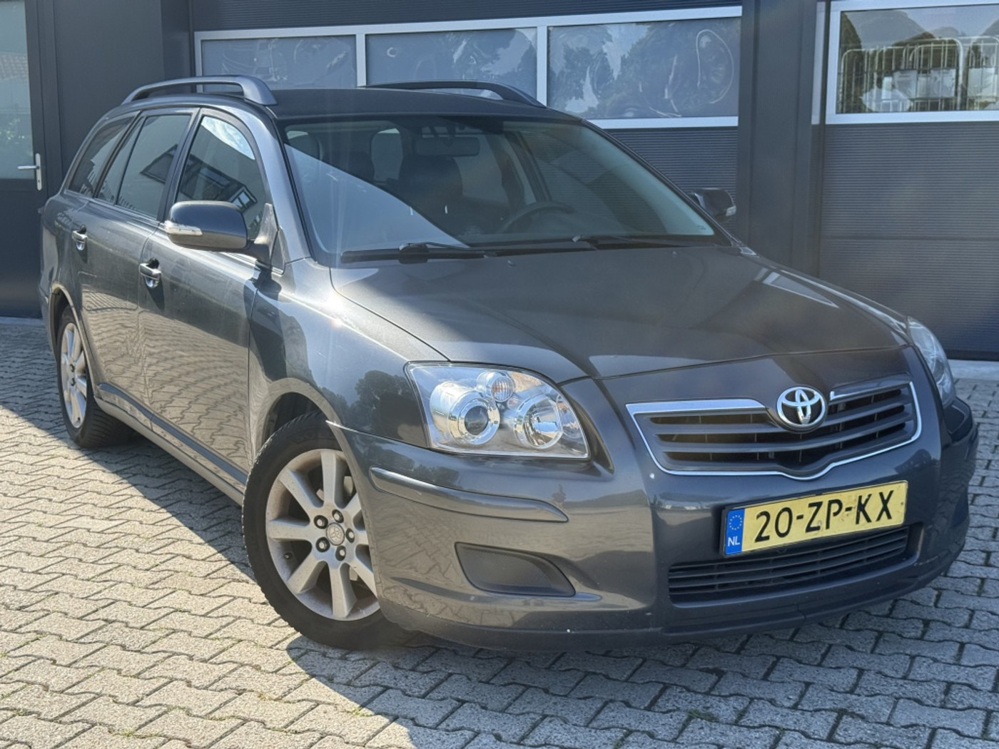 Foto van Toyota Toyota Avensis
