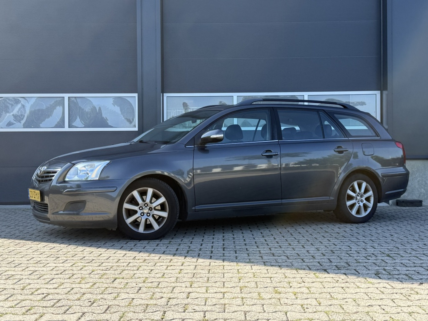 Foto van Toyota Toyota Avensis