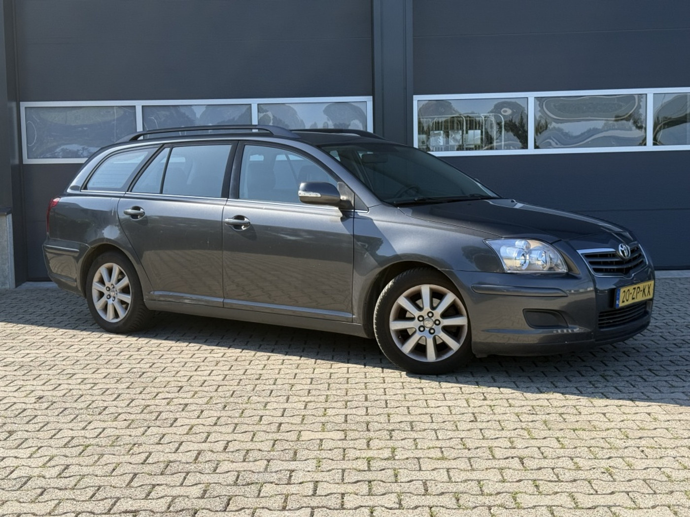 Foto van Toyota Toyota Avensis