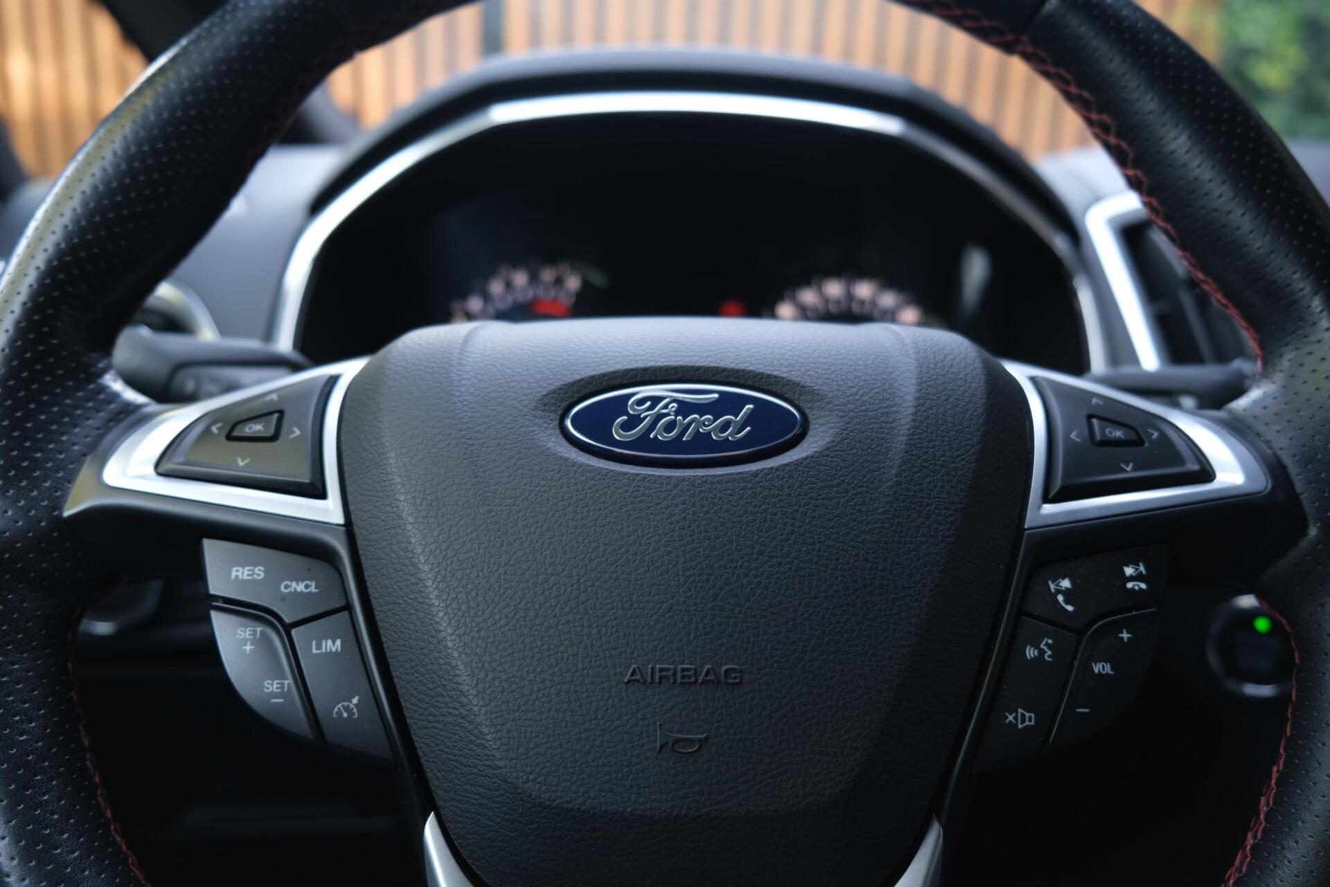 Foto van Ford S-max
