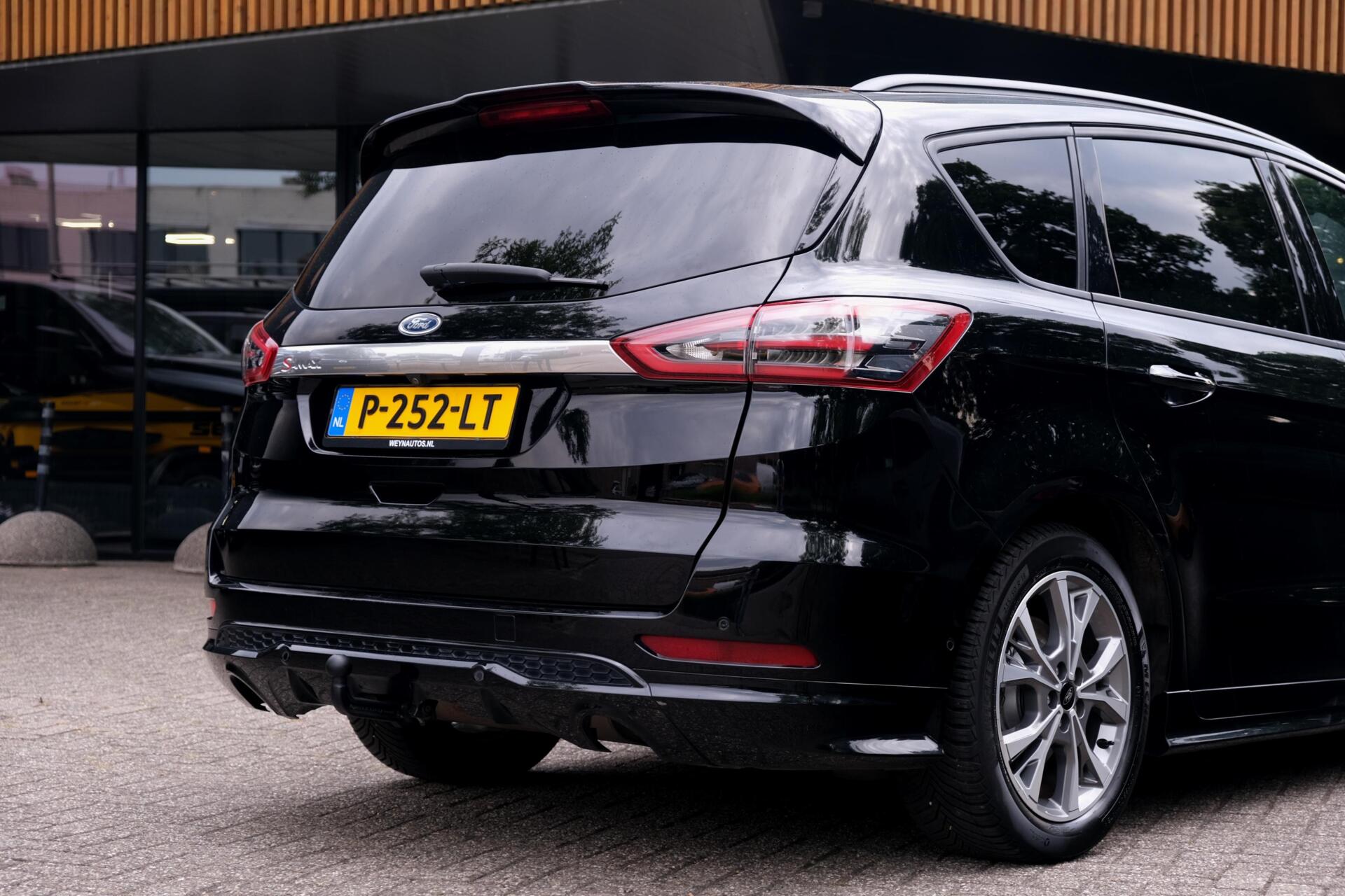 Foto van Ford S-max