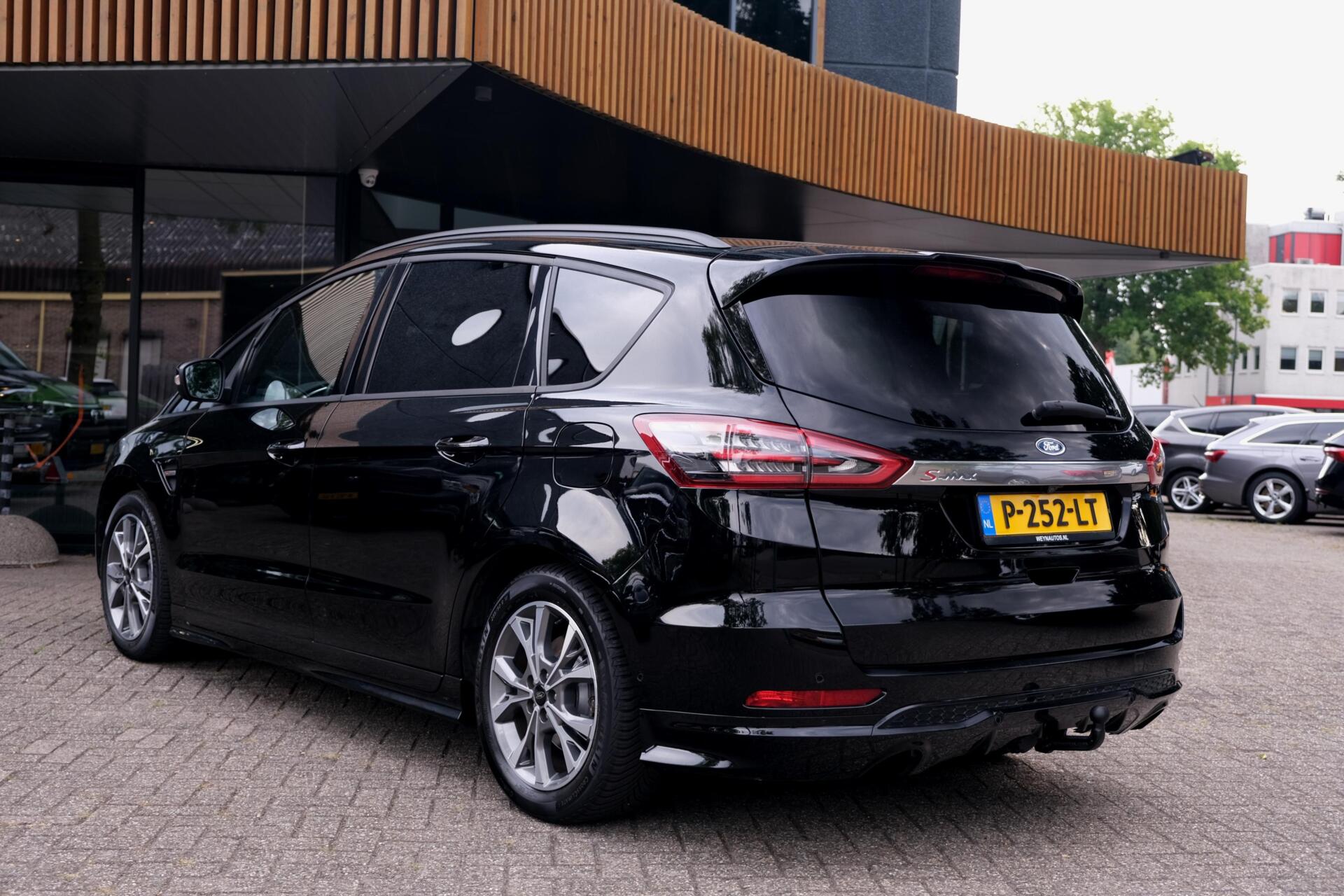 Foto van Ford S-max