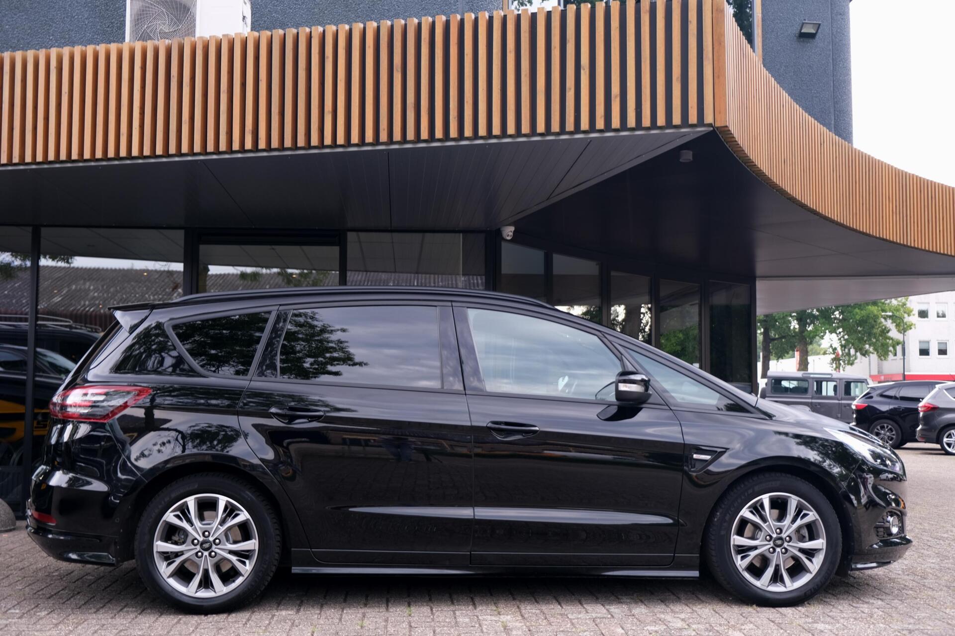 Foto van Ford S-max