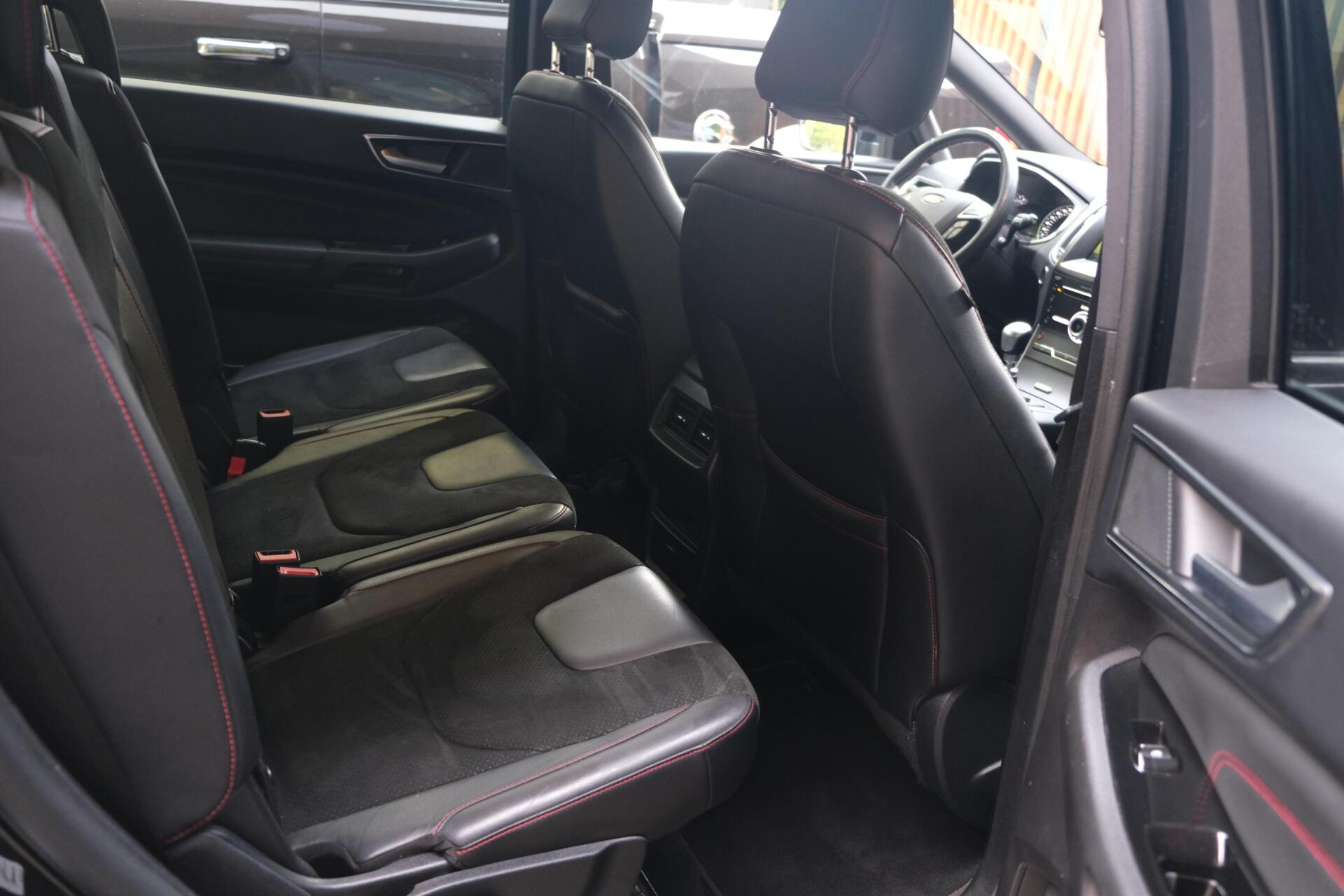 Foto van Ford S-max