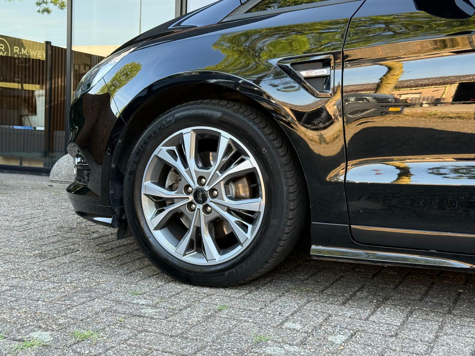 Foto van Ford S-max
