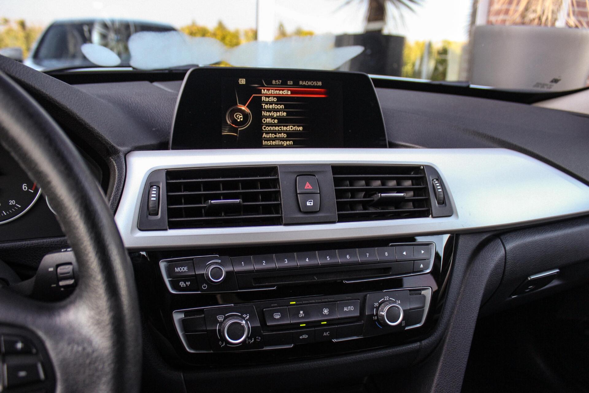Foto van BMW 318d