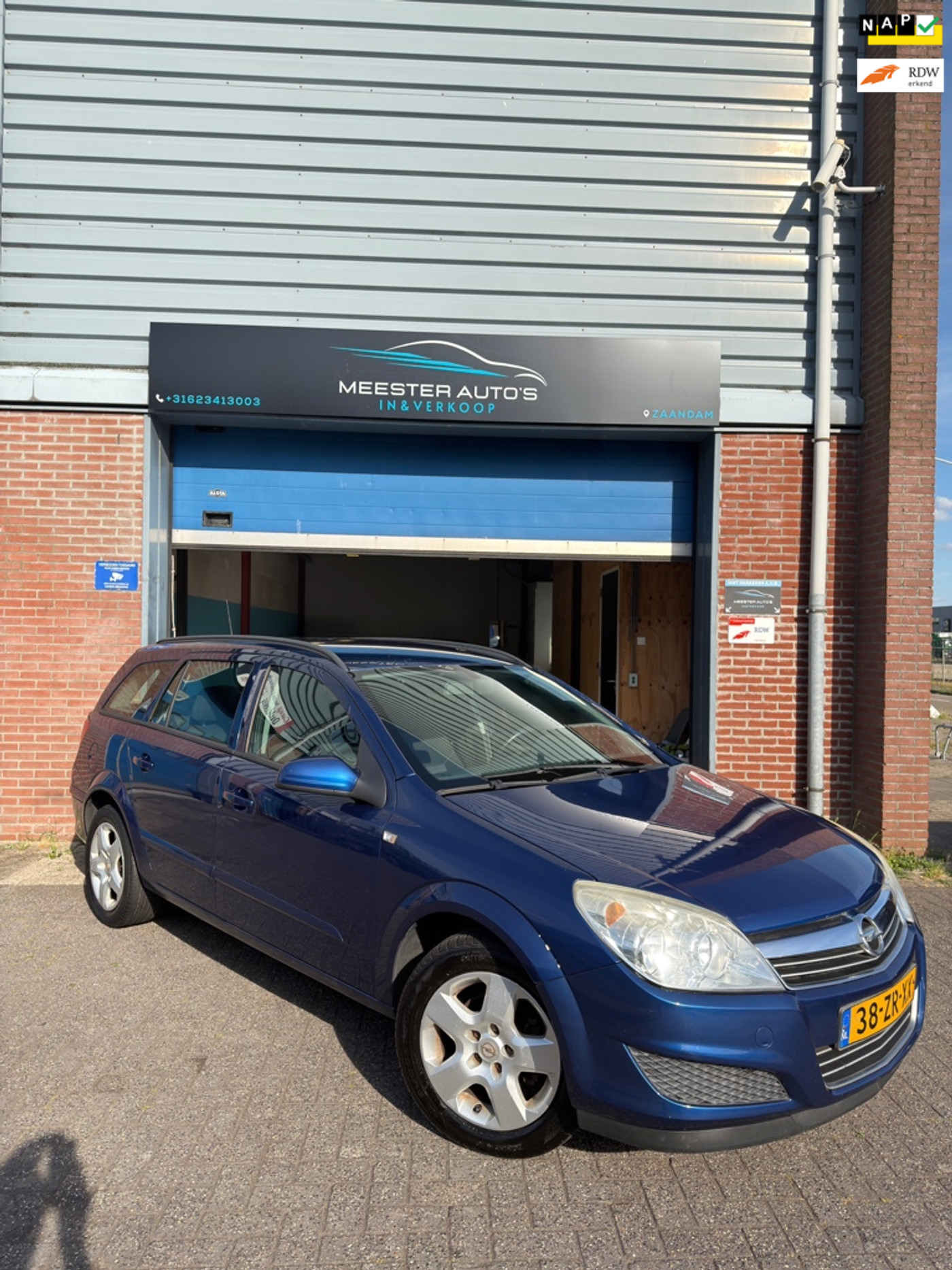 Opel Astra Station Wagon 1.6 Business AIRCO/CRUISE/DEALERONDERHOUDEN 2008 - voorkant