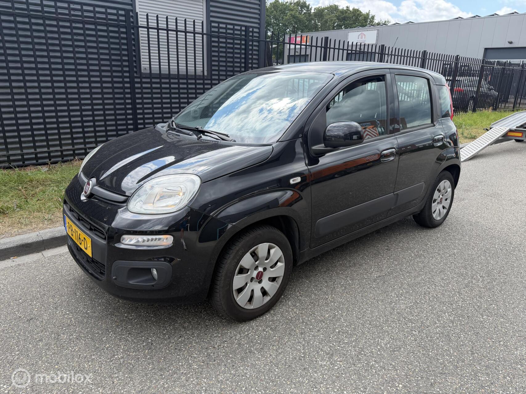 Fiat Panda 0.9 TwinAir Lounge airco 2017 - voorkant