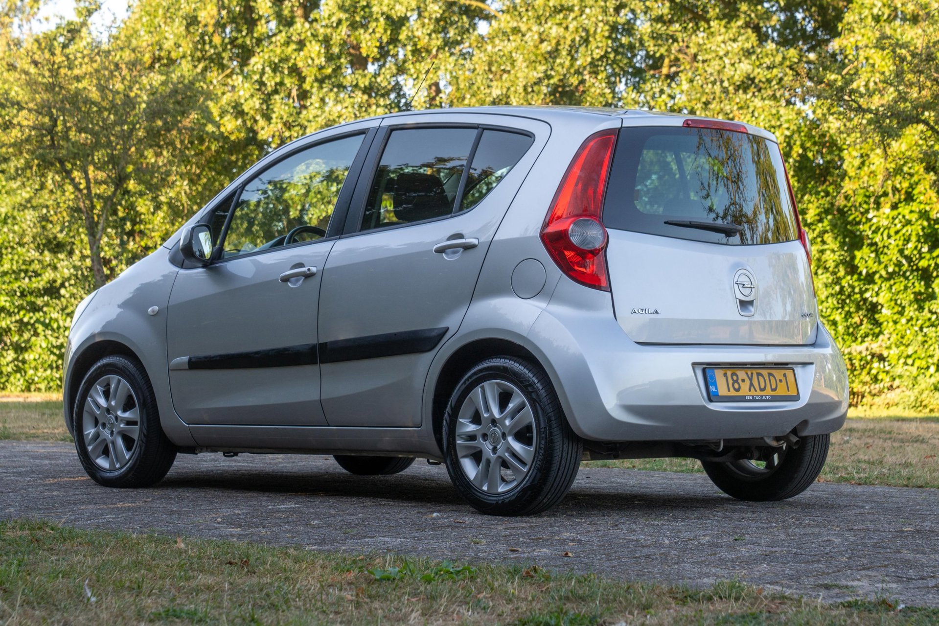 Foto van Opel Agila